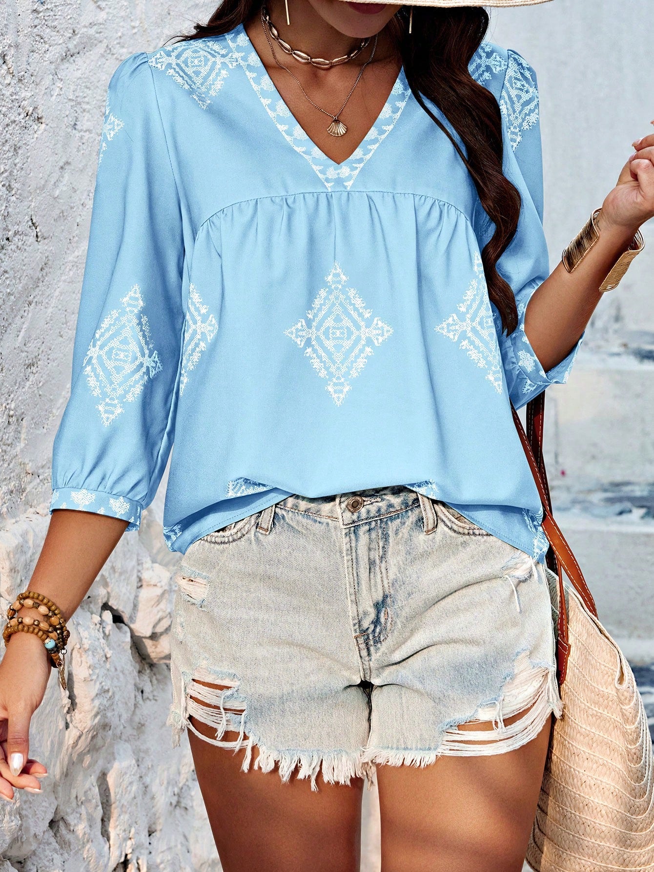 Loose Fit V-Neck Shirt With Printed Pattern