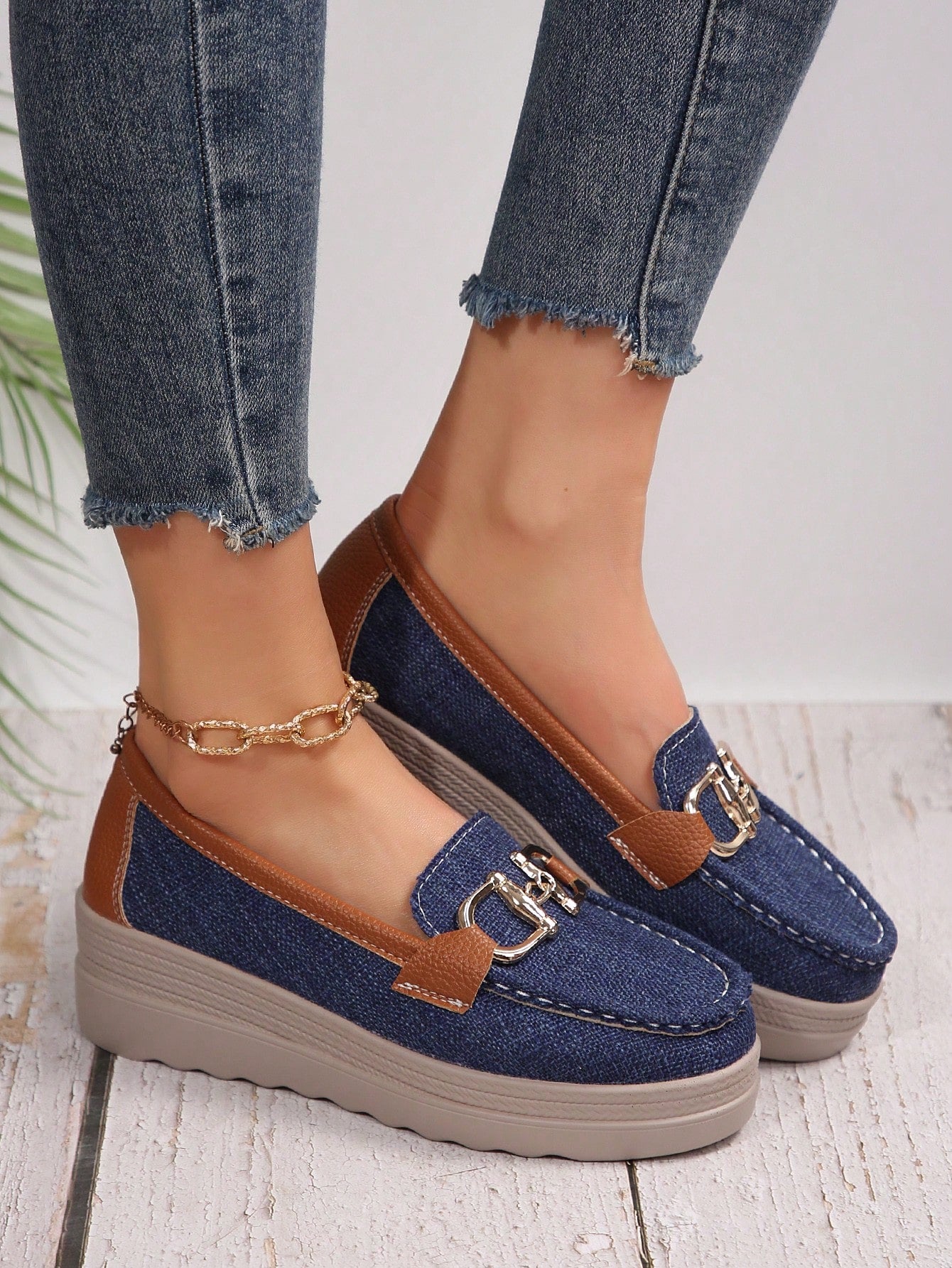 Summer Hollow Breathable Leather Shoes For Middle-Aged & Elderly Women, Soft Wedge Heel Loafers With Hollowed-Out Design