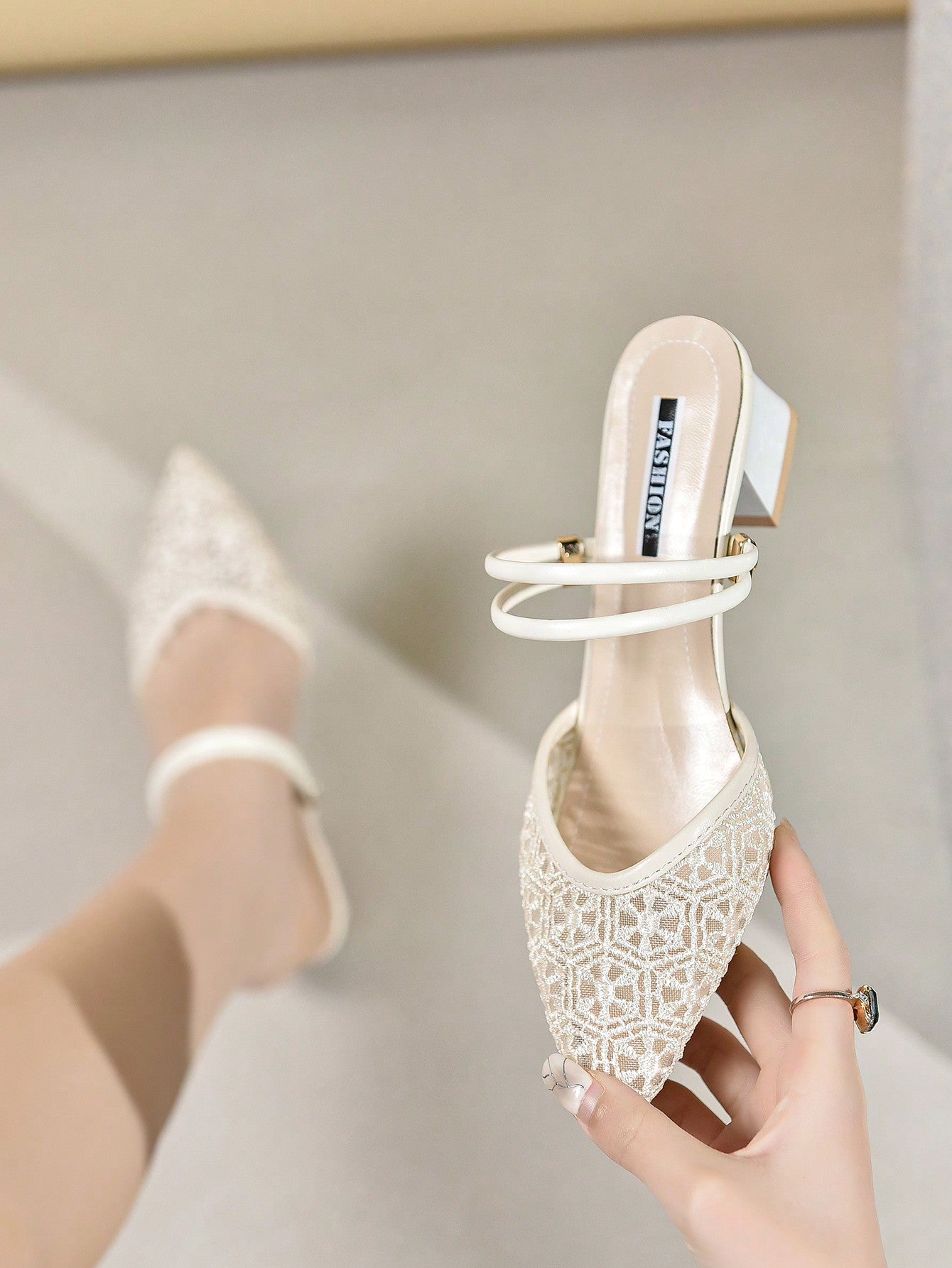 New Arrival Pointed Toe Embroidered Double-Purpose High Heels Chunky Heel Slippers Sandals