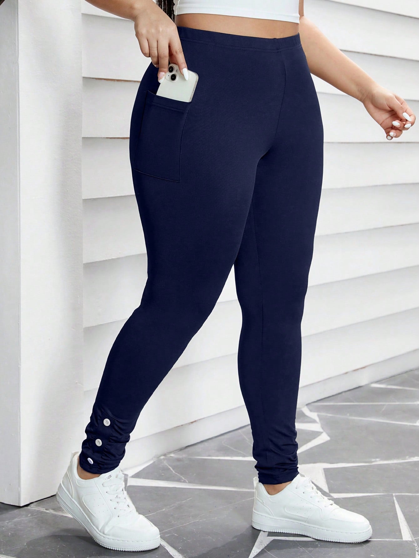 Plus Size Women's Side Pocket Leggings With Cuff Wrinkles Design