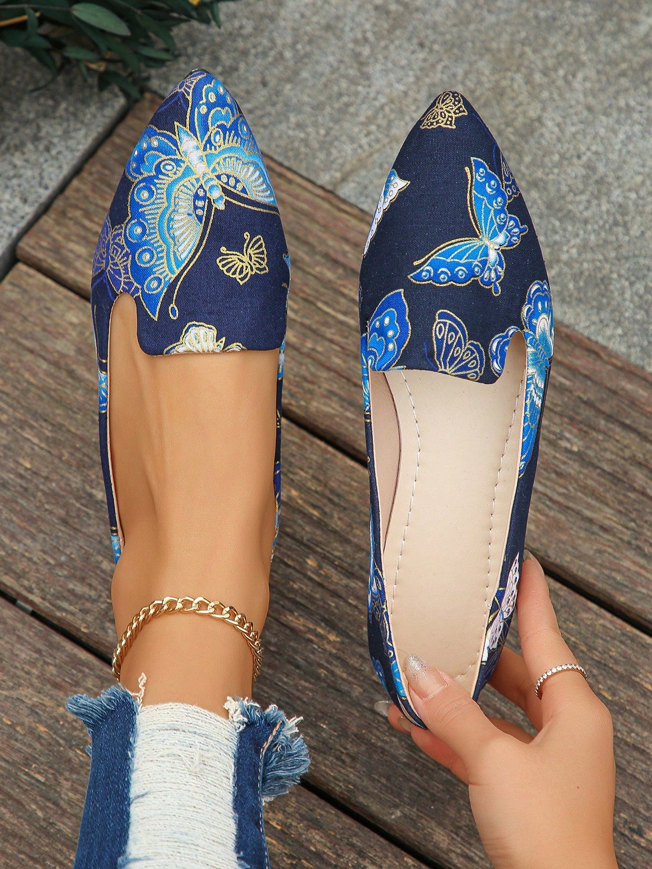 Large Size 35-45 Spring And Autumn Fashionable Blue Butterfly Pattern Women's Flat Shoes, Outdoor Or Daily, Slip-On, Work Shoes, Fabric Upper Material