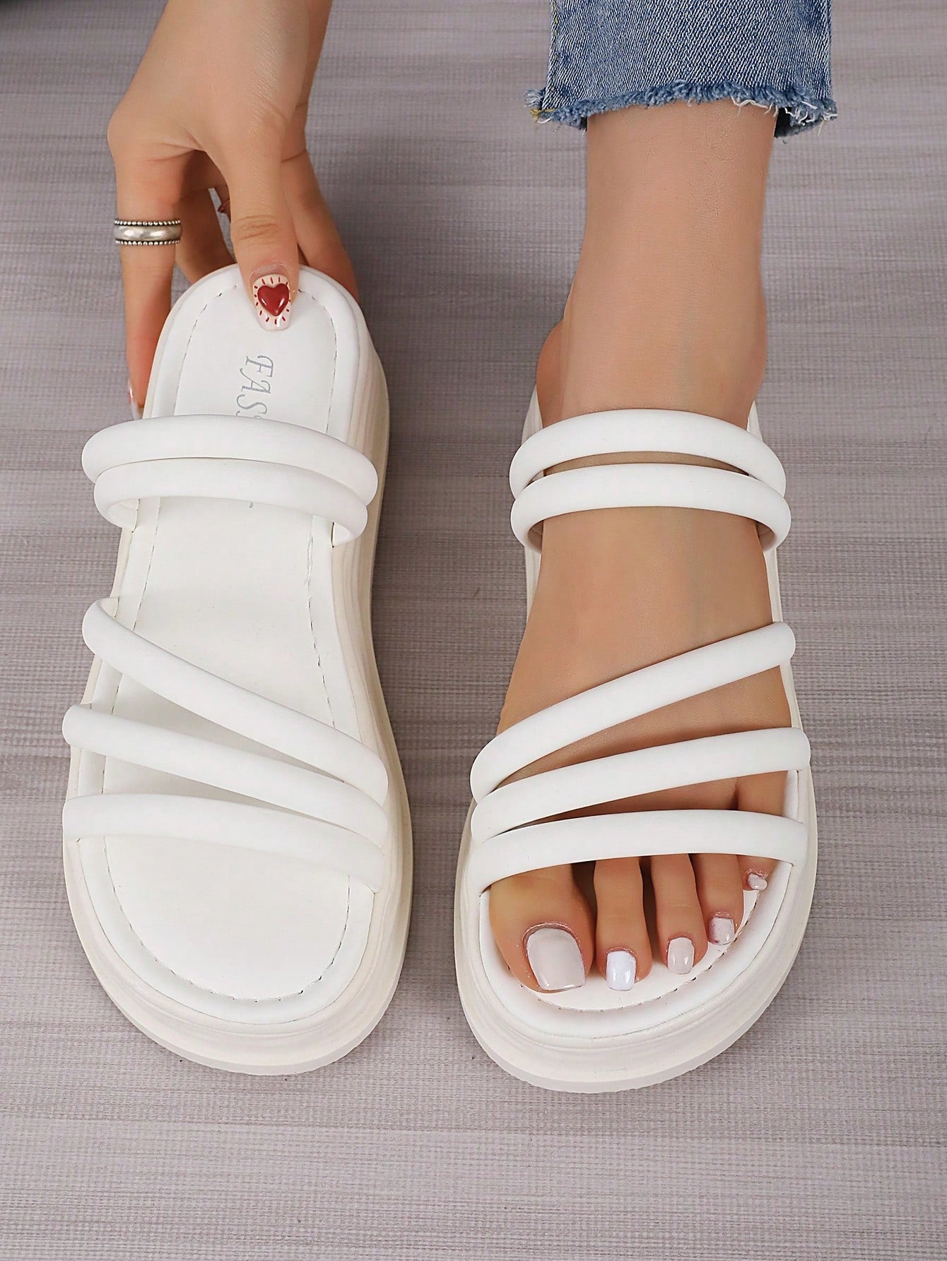 Women Crossover Strap Flatform Slide Sandals, Fashion Summer Sandals