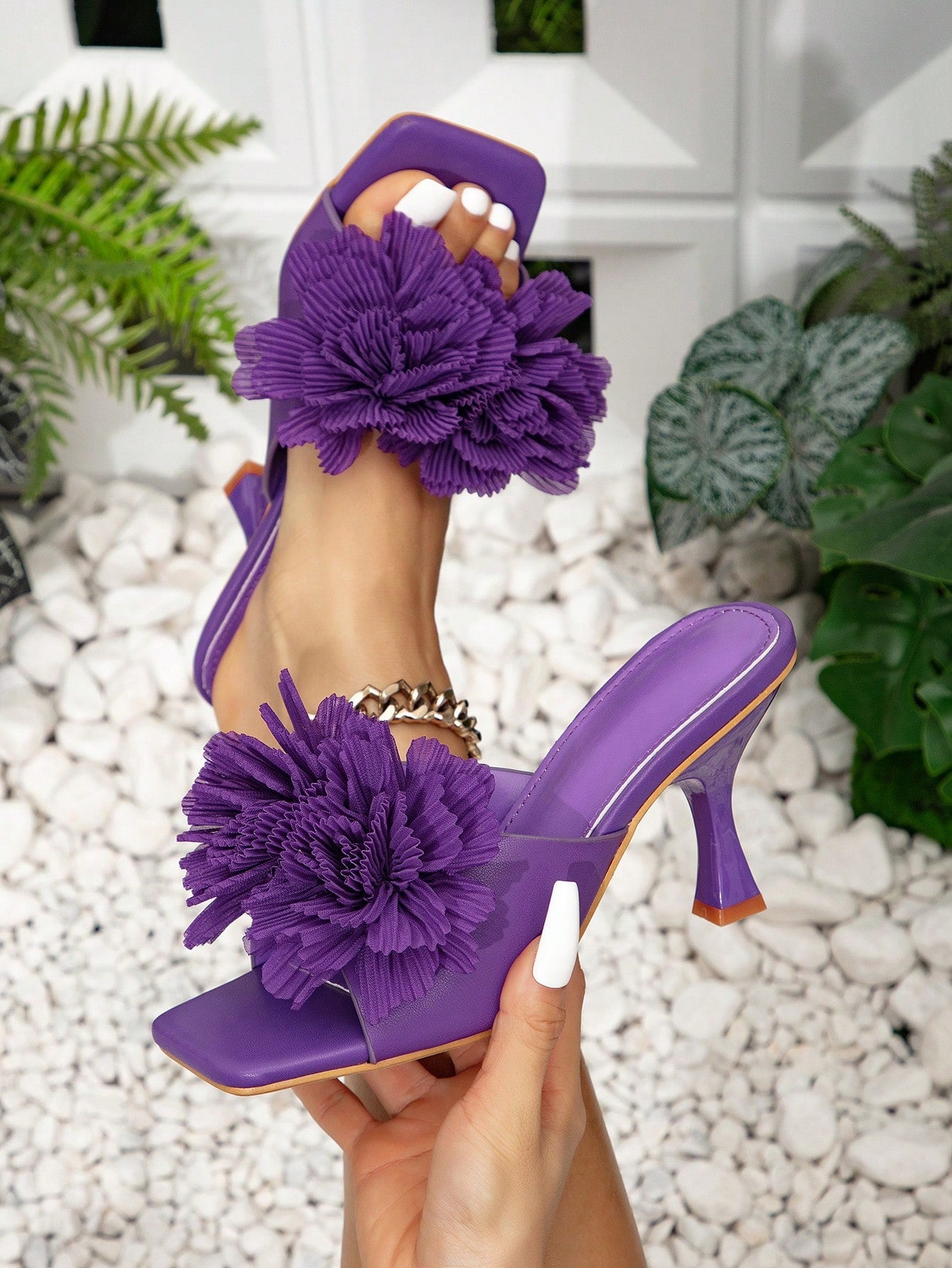 Fashionable Purple Women's High Heel Sandals With Peep Toe, Thin Heel, Non-Slip Sole And Flower Embellishment, Suitable For Spring And Summer Parties