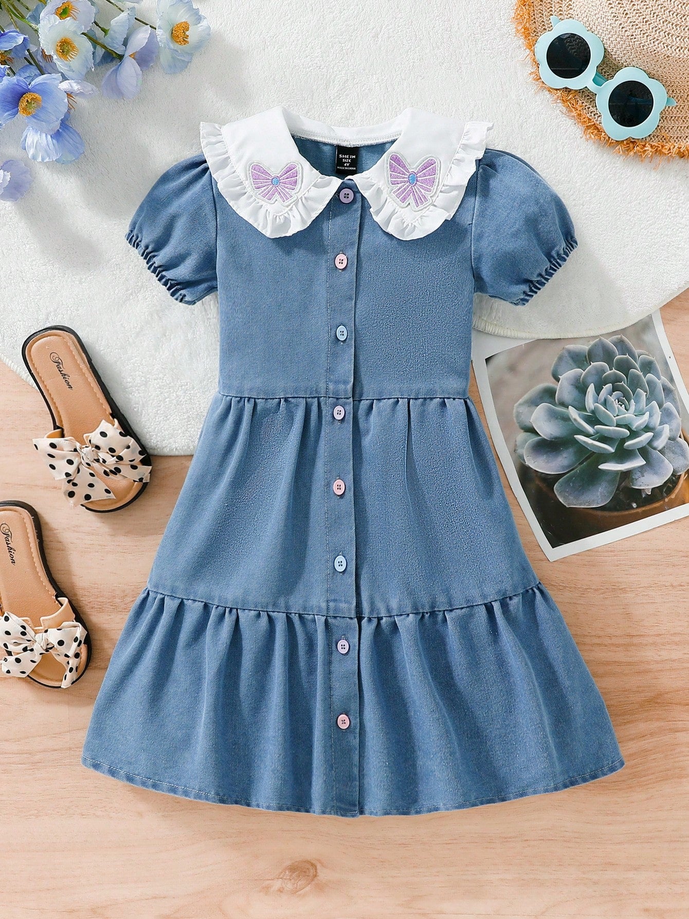 Young Girl's Light Wash Casual Denim Dress With Contrast Butterfly Brooch & Doll Collar