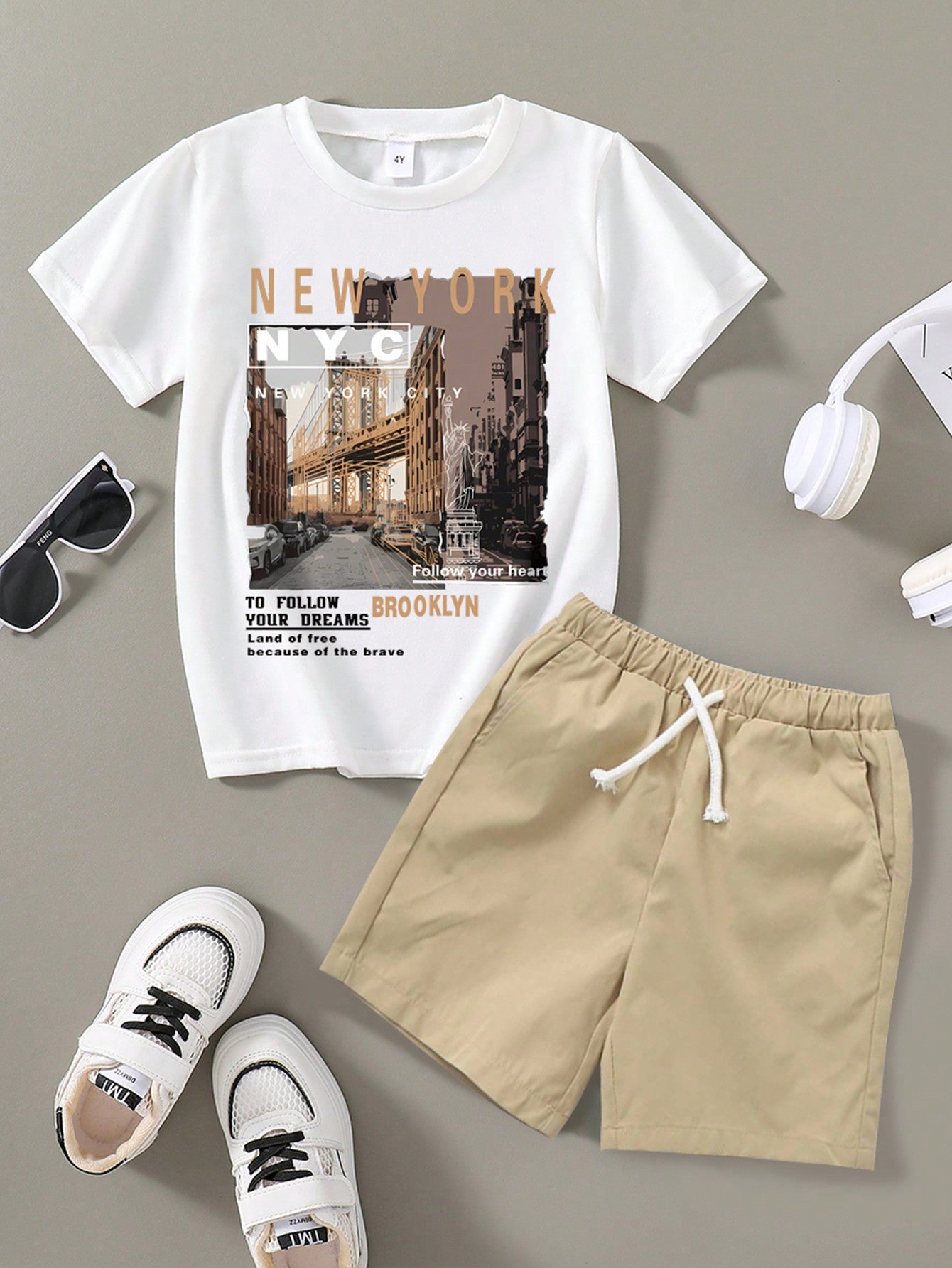 Young Boy Scenery Pattern Printed Short Sleeve T-Shirt And Drawstring Waist Shorts