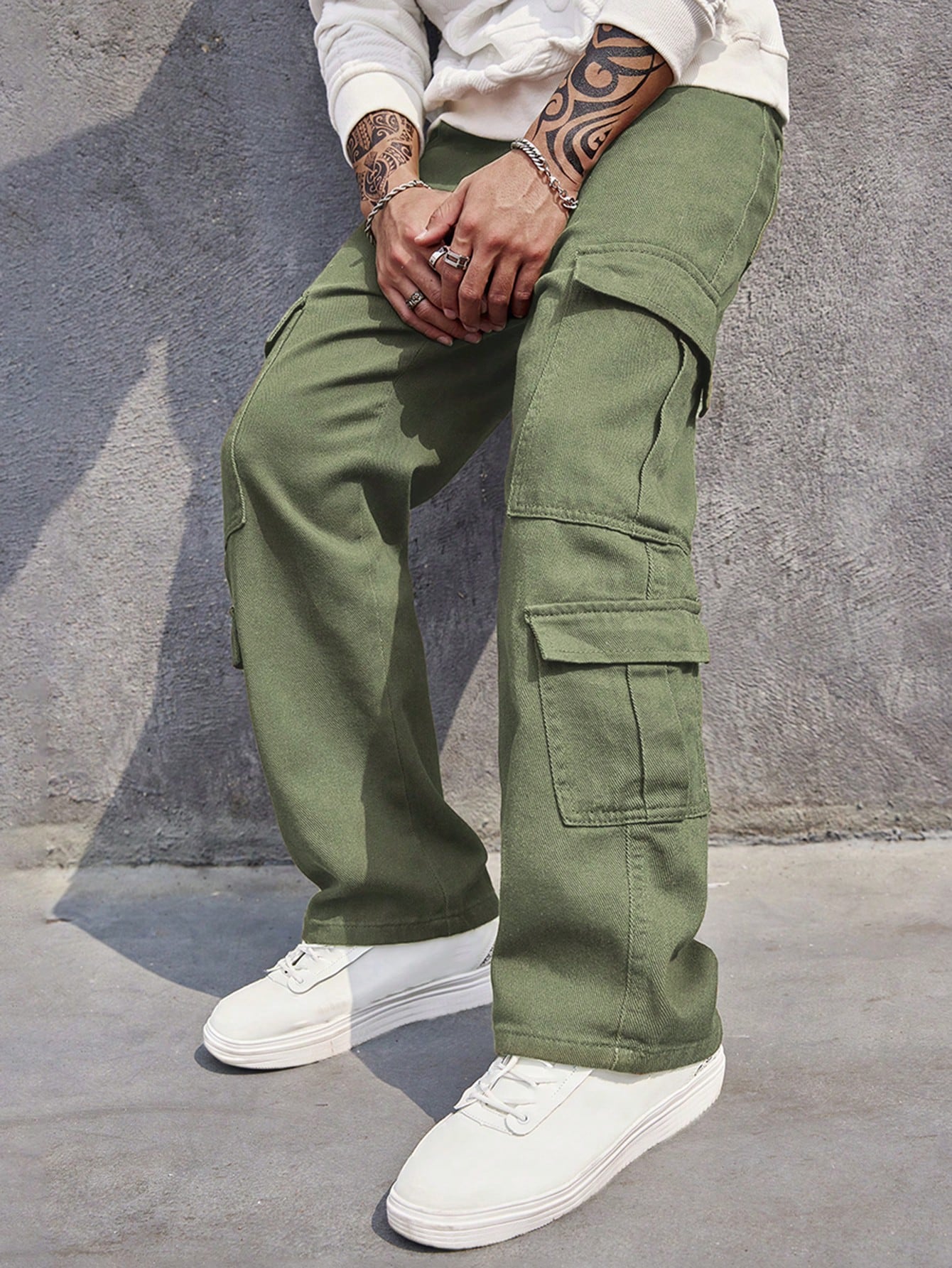 Men Flap Pocket Side Cargo Jeans