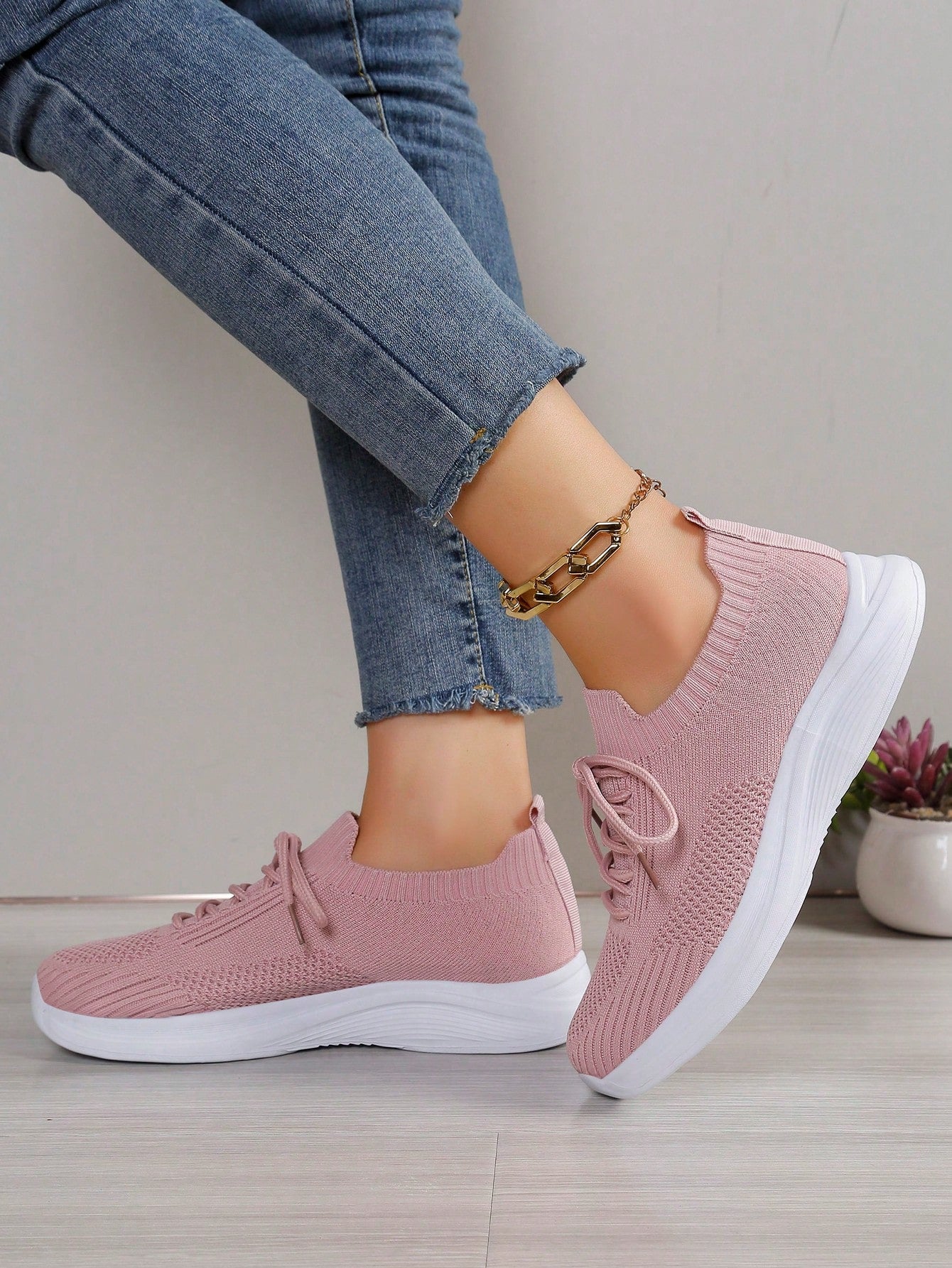 Personalized Comfortable Minimalist Style Eva Women's Sports Shoes