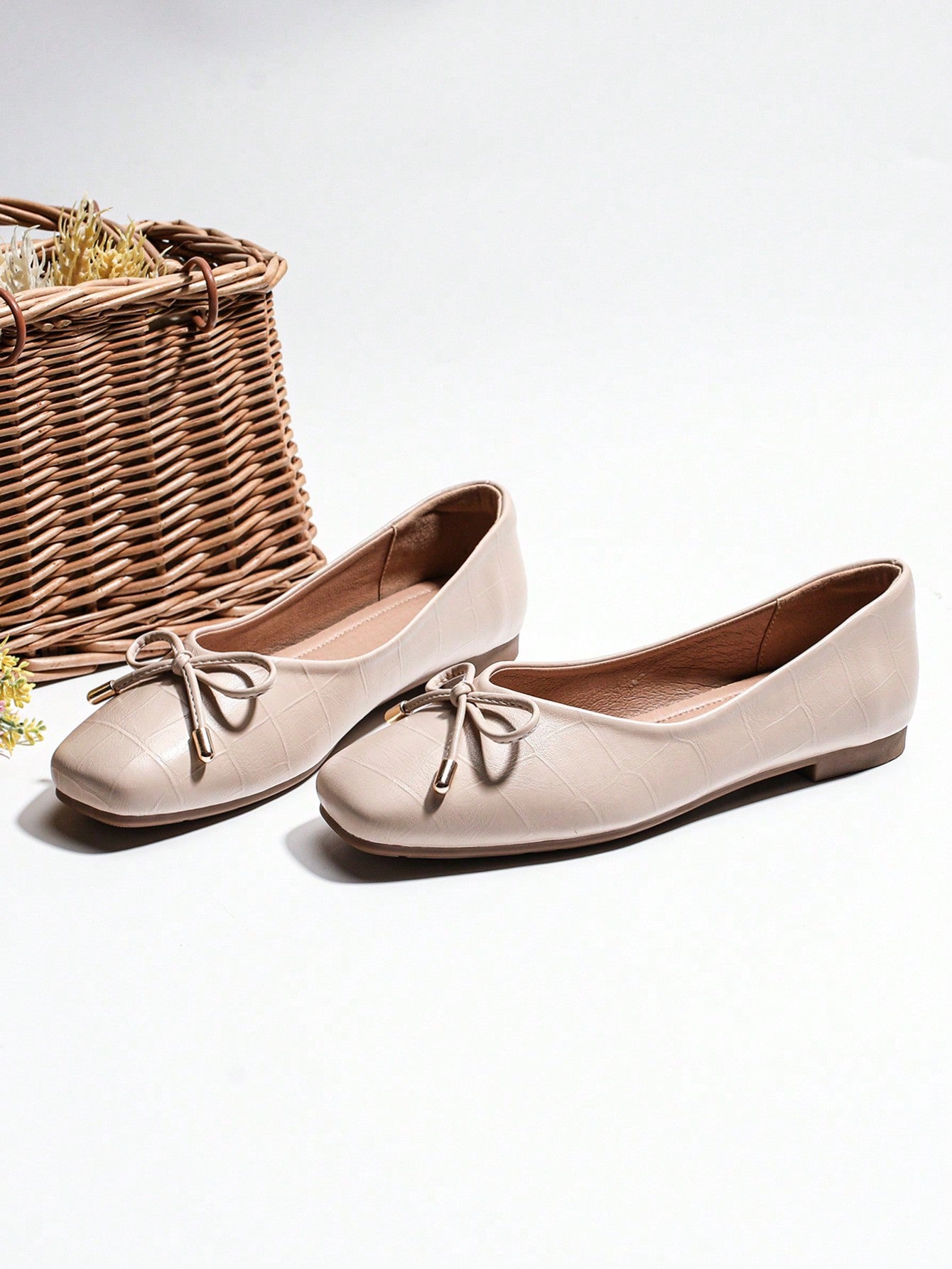 Women's Flat Square-toe Flats With Bowknot And Soft Sole For Comfort