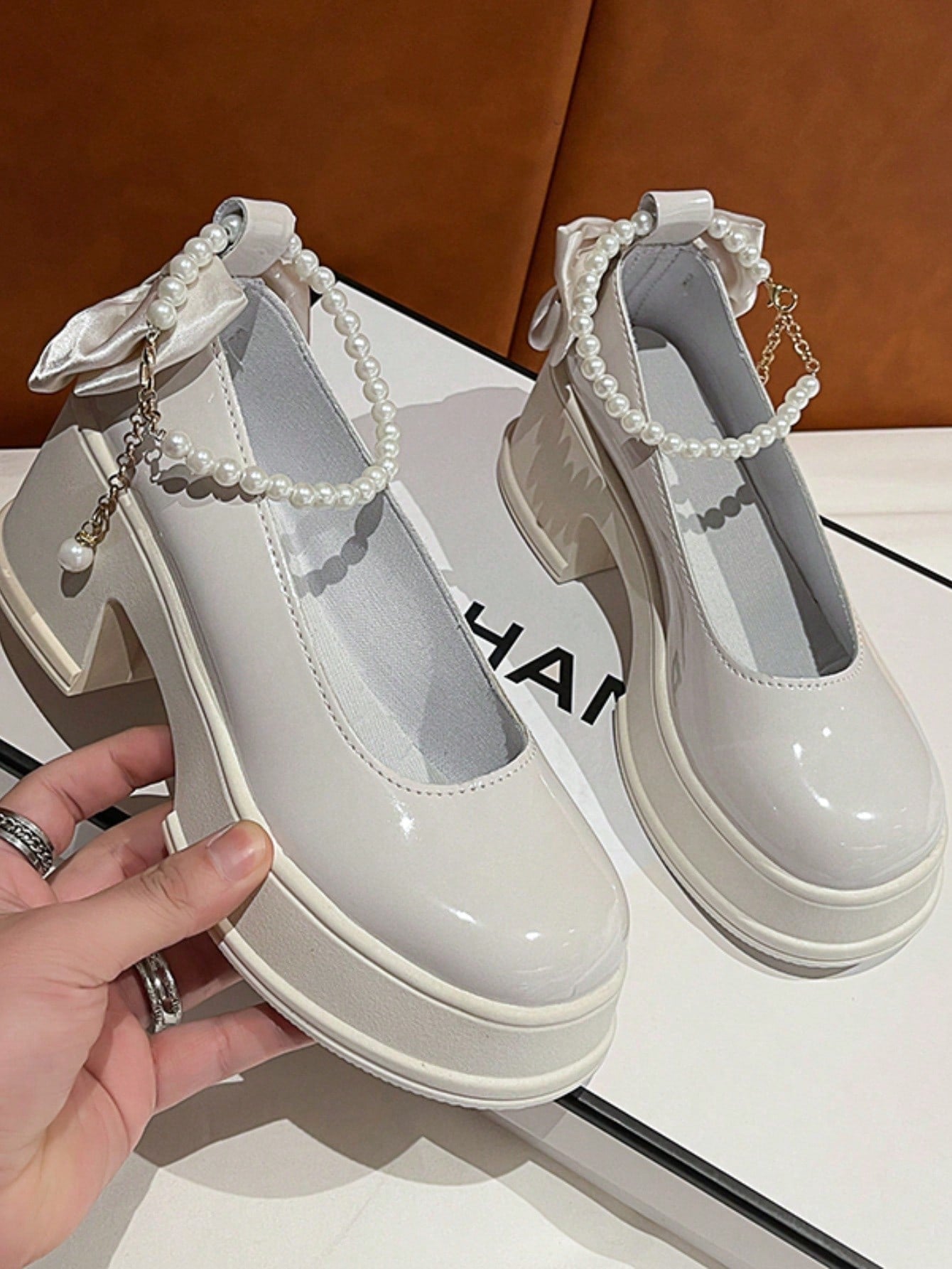 Fashionable & Comfortable Faux Pearl Chain High Heel Platform Shoes For Teenagers