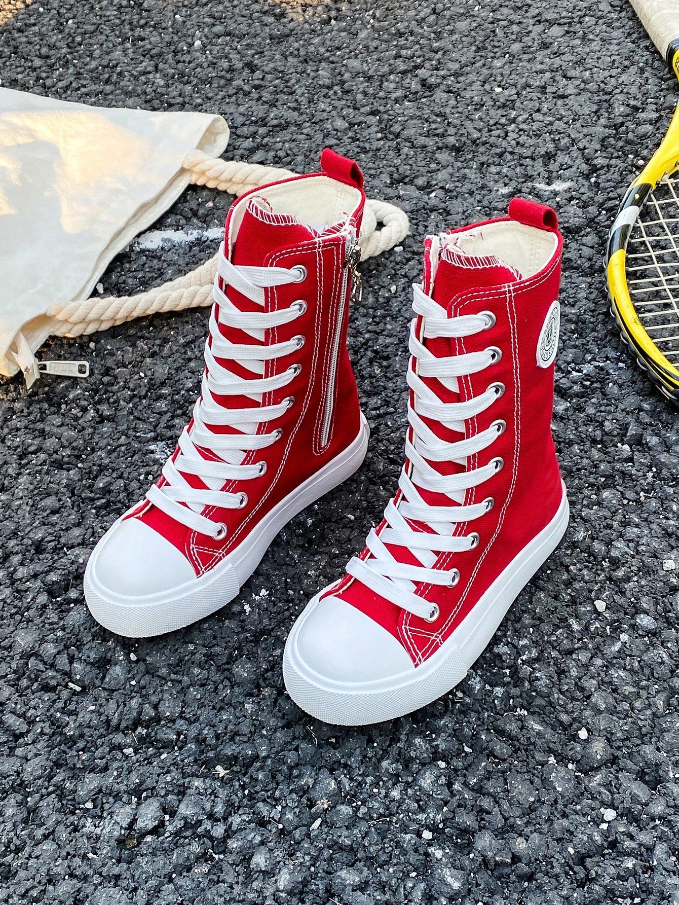 Kids' Mid-Top Canvas Sneakers, Spring And Autumn, Korean Version, Simple, Fashionable, Low-Top, Casual, Lace-Up, Classic High-Top Canvas Shoes, Trendy, Versatile, Skateboarding Shoes, Dance Shoes