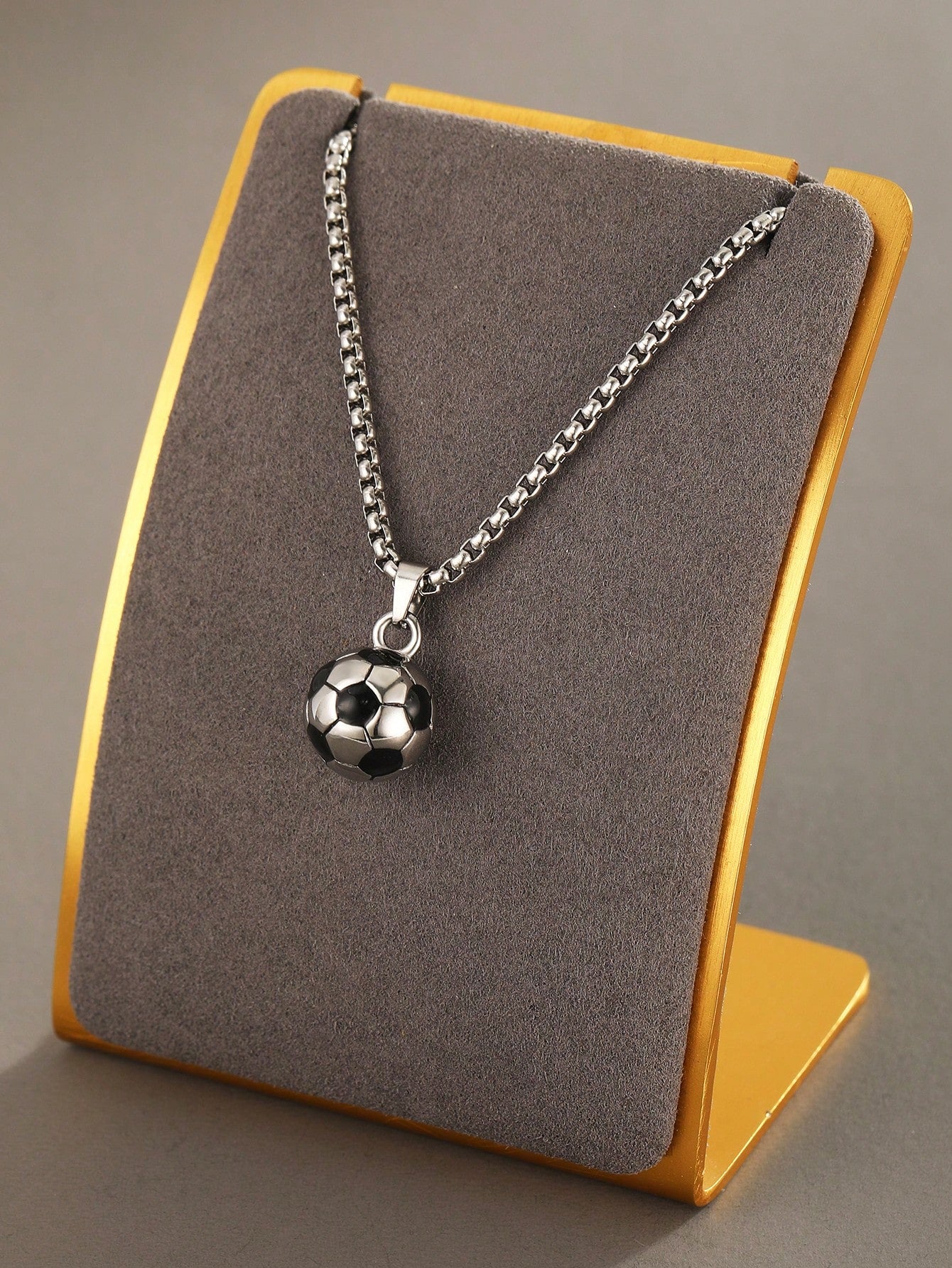 1pc Soccer Ball Lover Creative Fashion Hip Hop Football Pendant Stainless Steel Necklace For Boys Trendy Street Accessory For Kids Birthday Gift Fine Jewelry