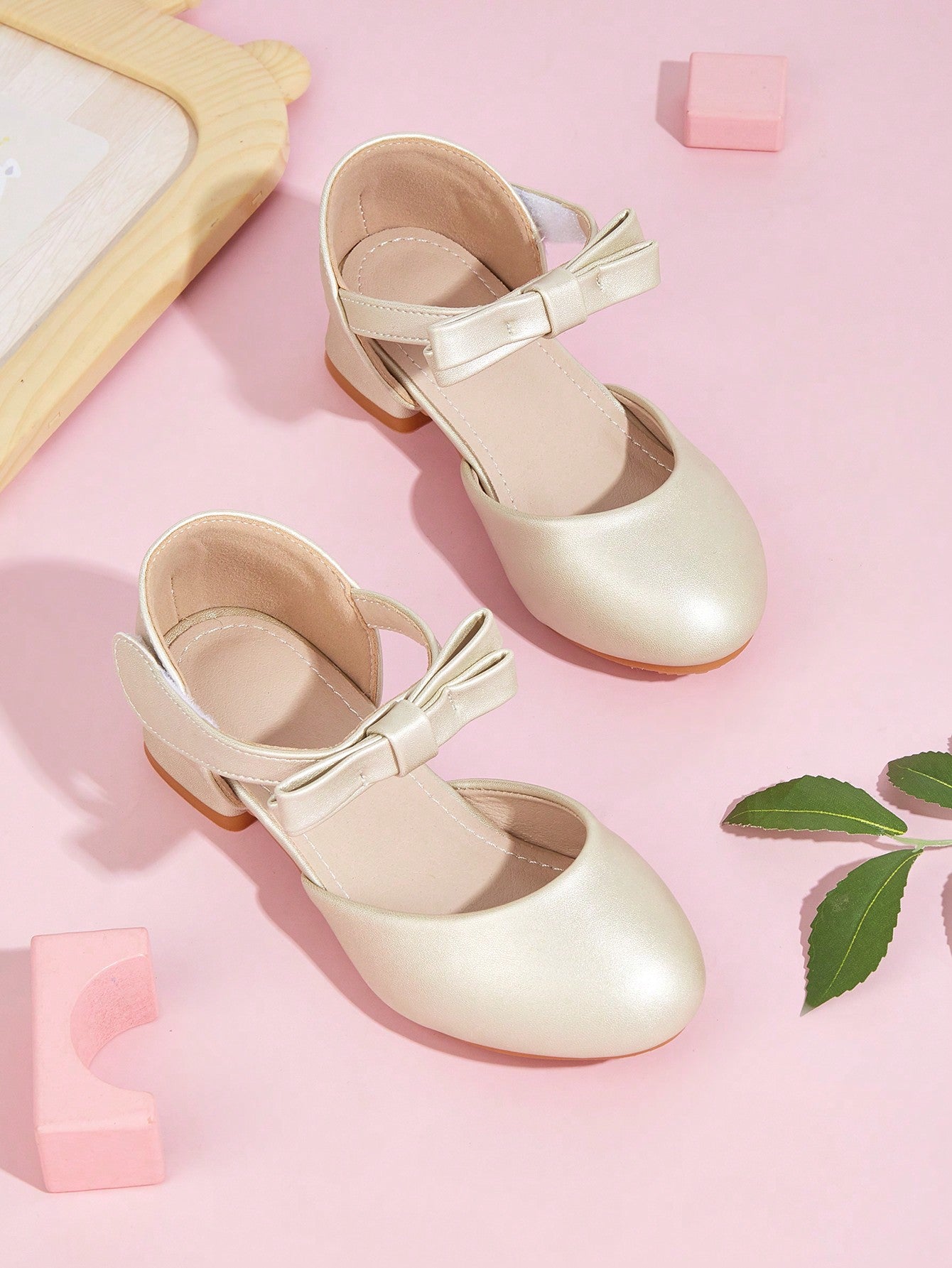 Girls' Spring Autumn New Leather White Princess Shoes For Children High-Heeled Performance Shoes, Medium & Big Kids, White, Hot-Sale