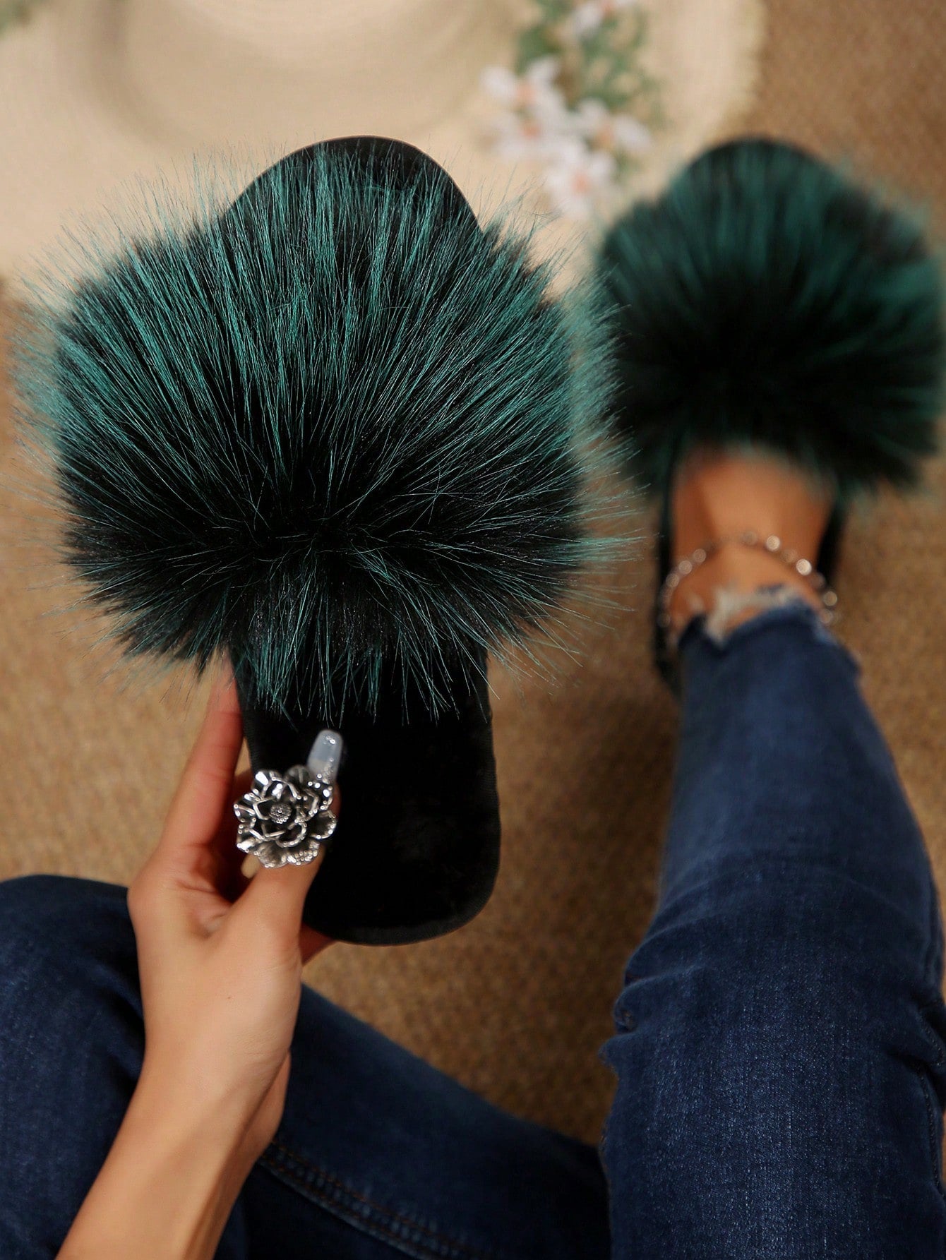 Women Fuzzy Decor Open Toe Home Slippers, Fashionable Home Slippers