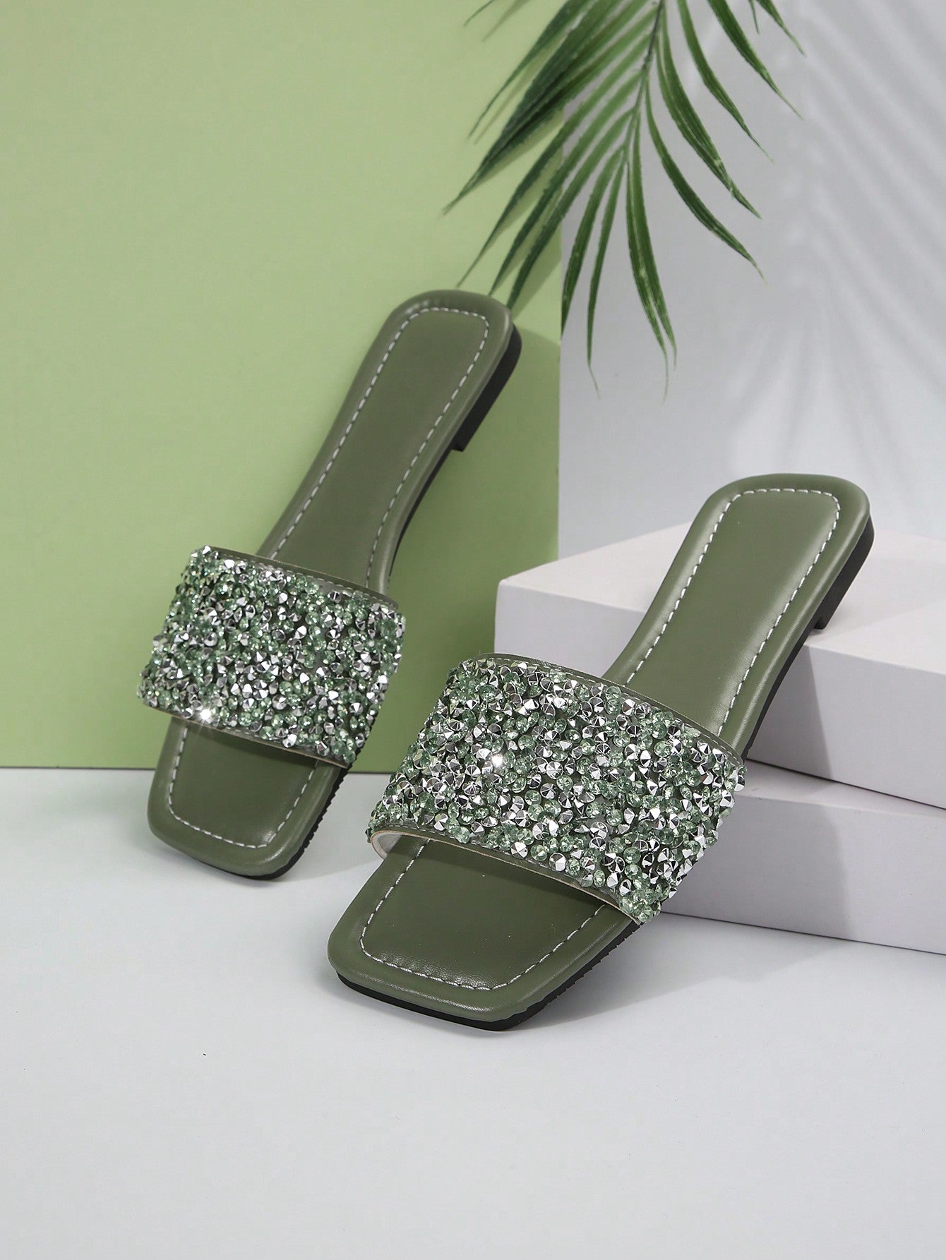 Women's Flat Slip-On Sandals With Rhinestone Decoration, Fashionable, High-Class And Versatile Square Toe Slippers For Outdoor, Plus Size