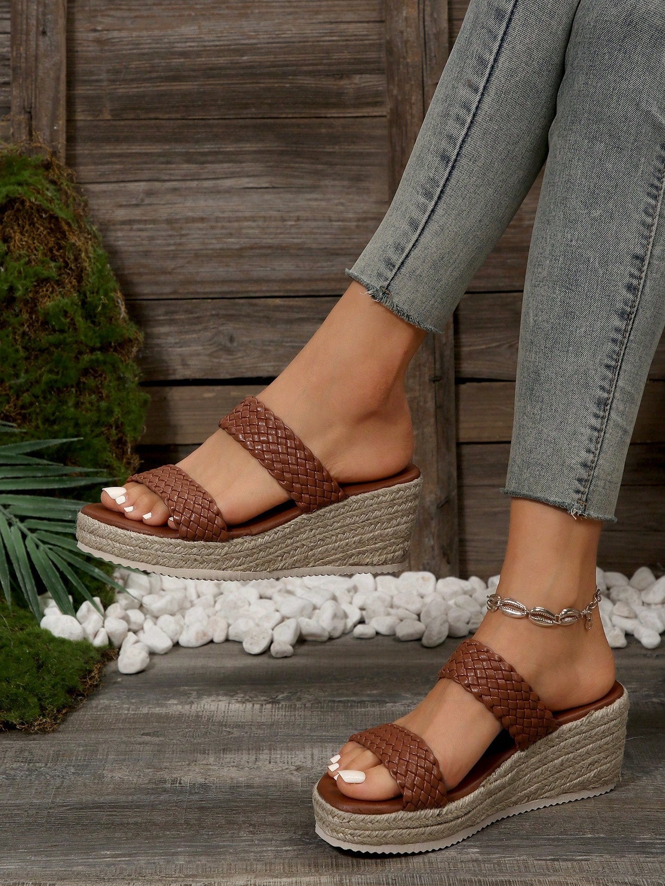 Women's Fashionable Casual Versatile Comfortable Wedge Thick Bottom Woven Rope Summer Sandals