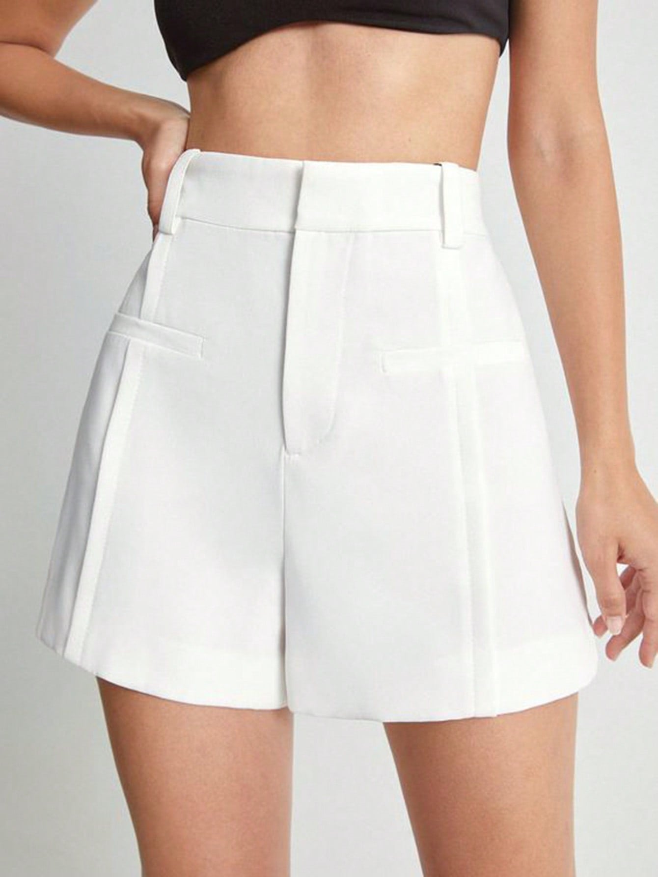 Women's Summer Daily Commute Simple & Elegant Office Style Solid Color High-Waisted Shorts