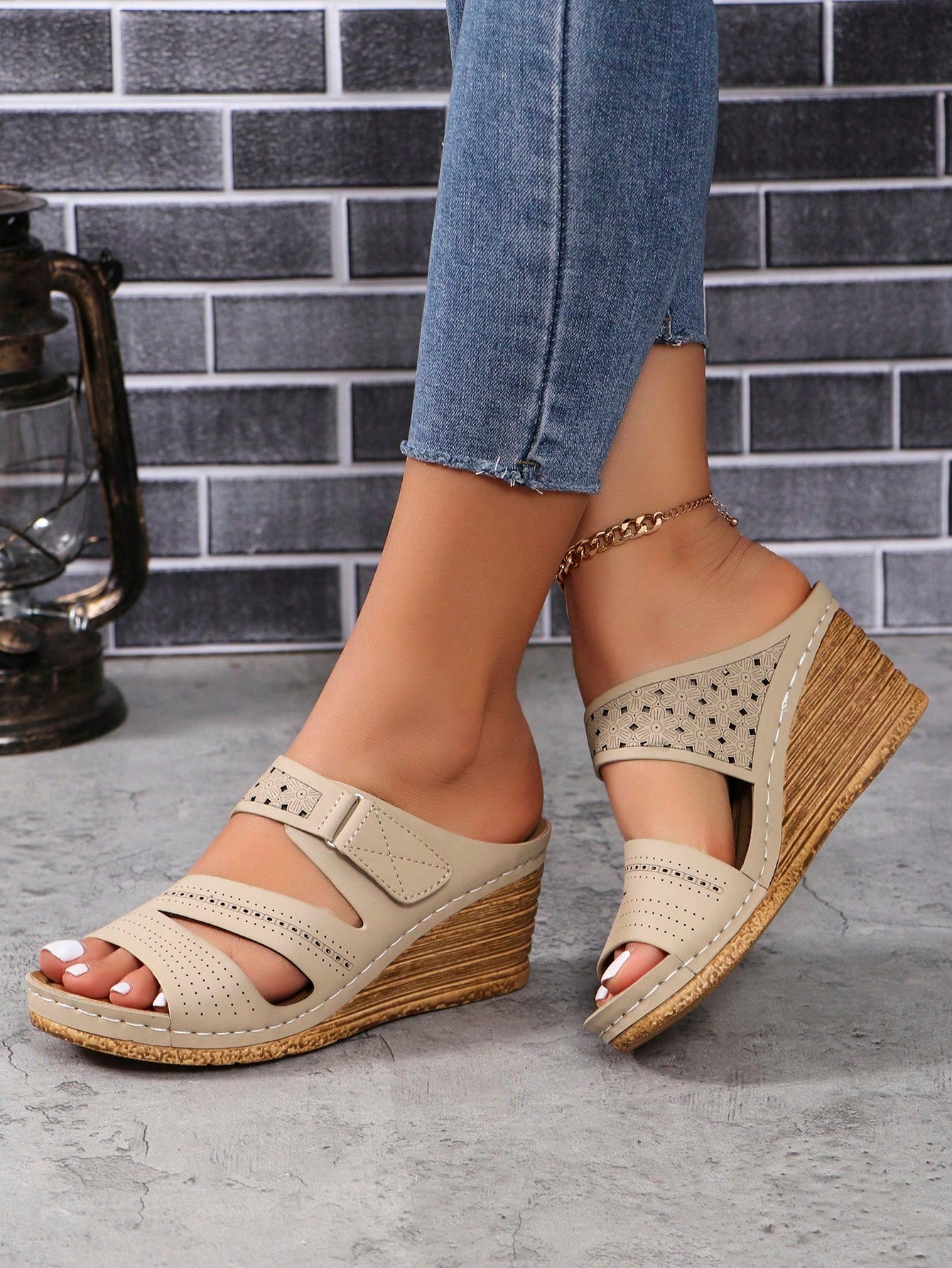 Women's Thick-Soled Wedge Heel Slippers, 2024 New Anti-Slip Soft Bottom Outdoor Sandals For Summer