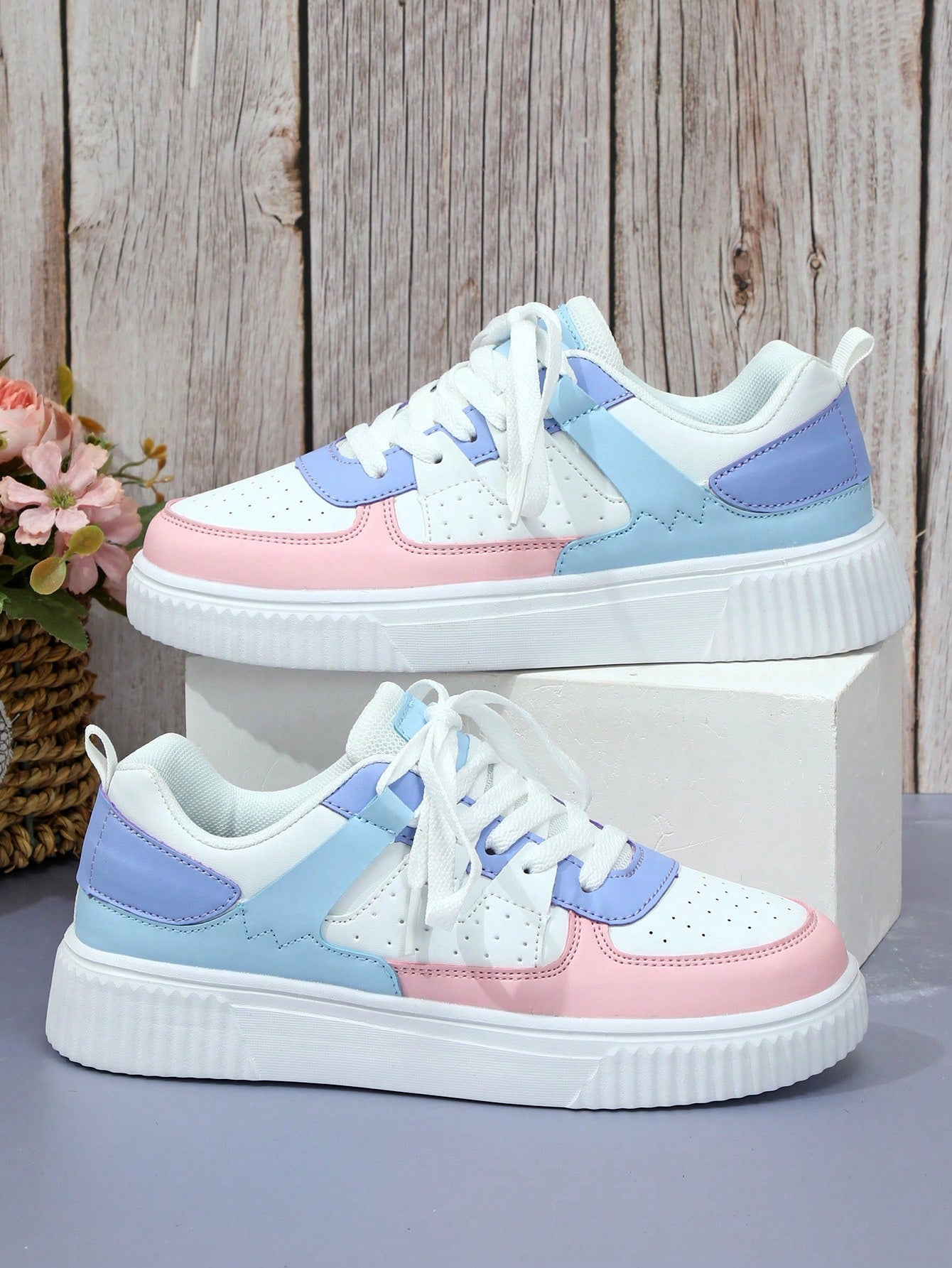 Fashionable Comfortable Casual White/Pink/Blue Multicolor Breathable Dopamine Board Shoes For Kids, Suitable For Walking, Parties, Festivals, Gift, Gathering, Campus Style