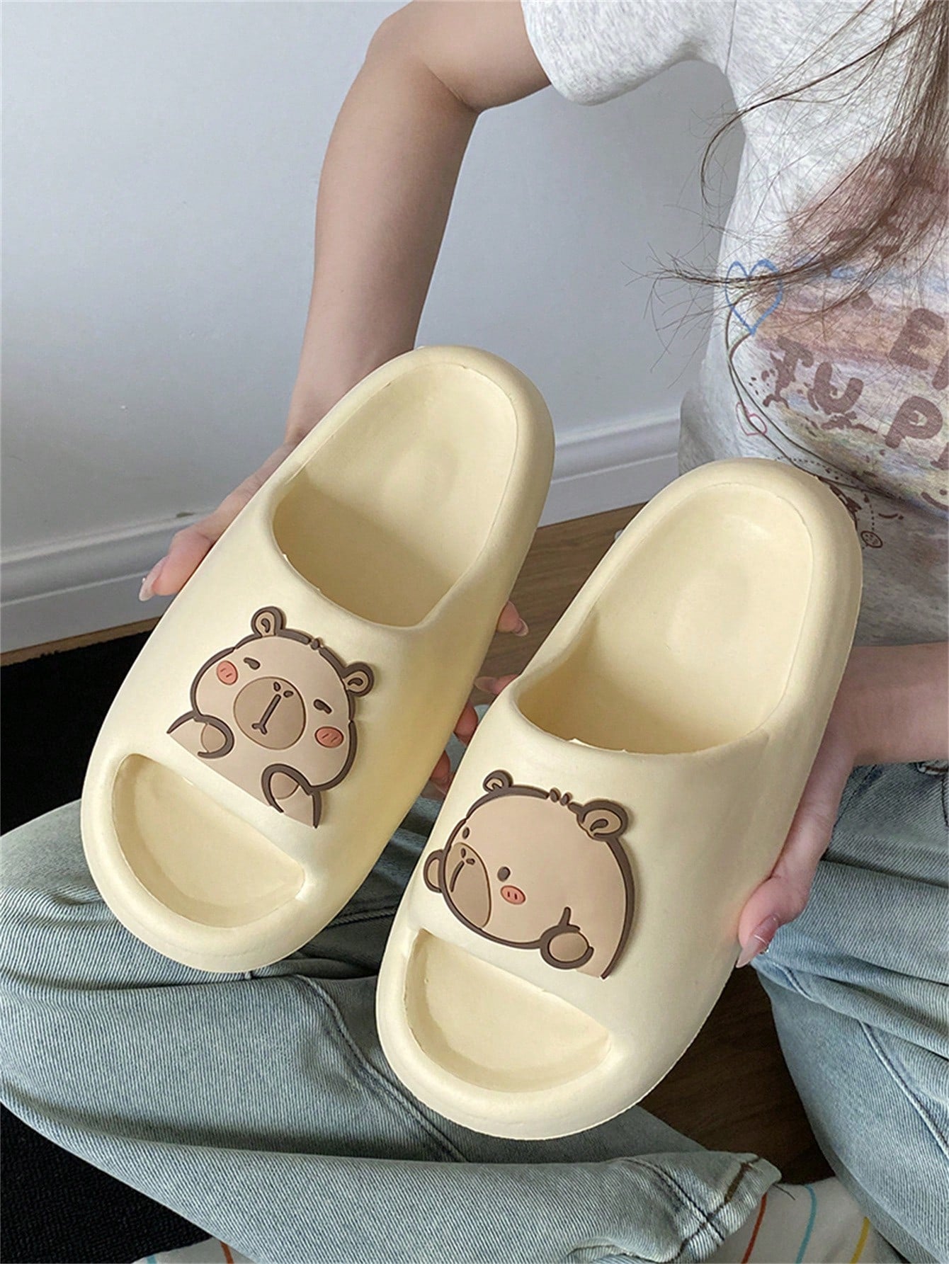 Ladies Cartoon Dog Summer Home Slippers Casual Style Couple Cartoon Hot Dog Bathroom Anti-Slip Yellow Eva Beach Sandals Slippers For Men