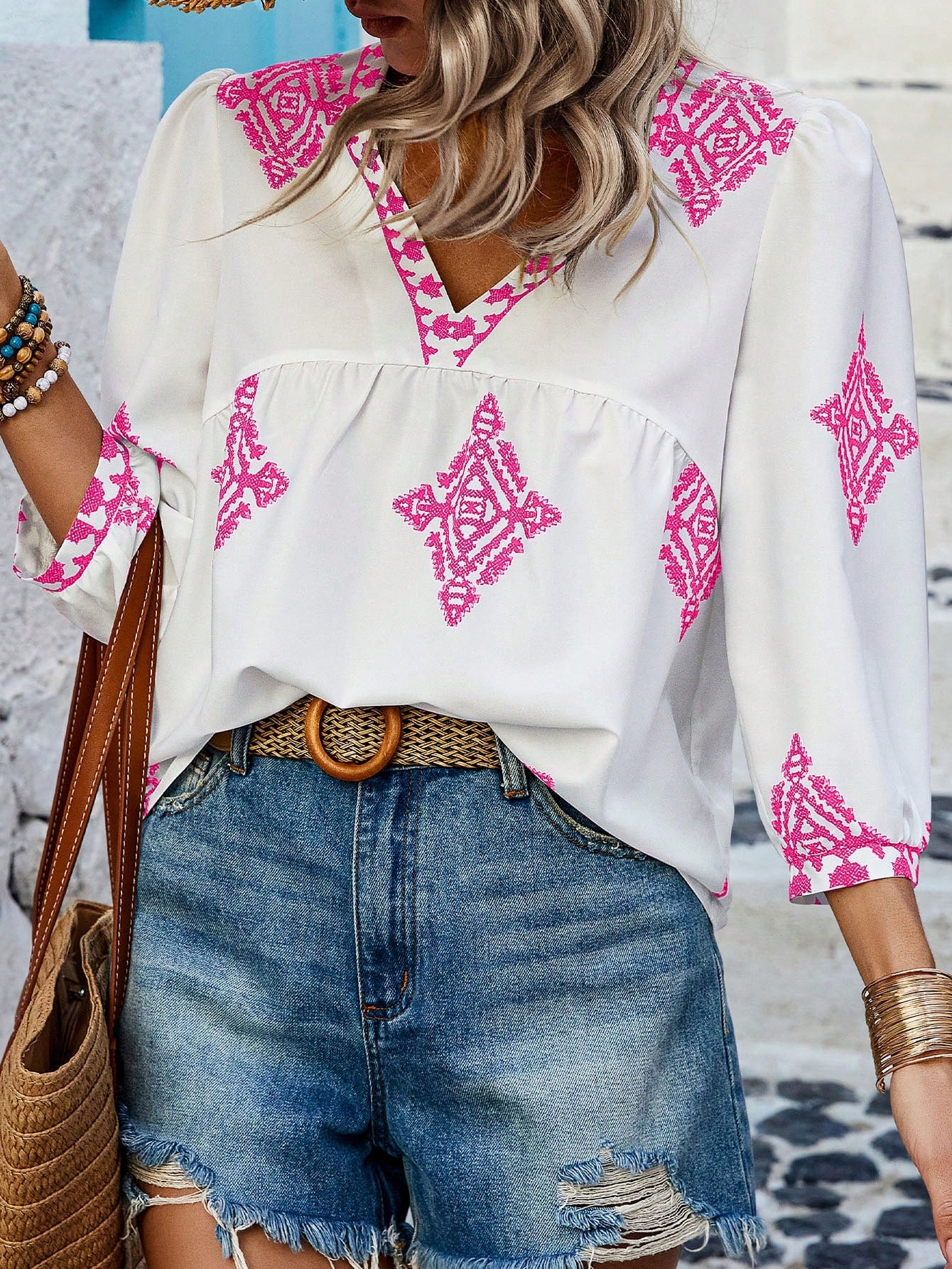 Loose Fit V-Neck Shirt With Printed Pattern