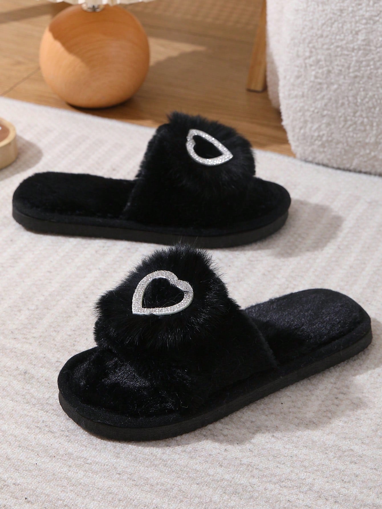 Women's Winter Indoor Furry Slippers, Suitable For Wooden Floors, Fluffy Cross-Band Slides