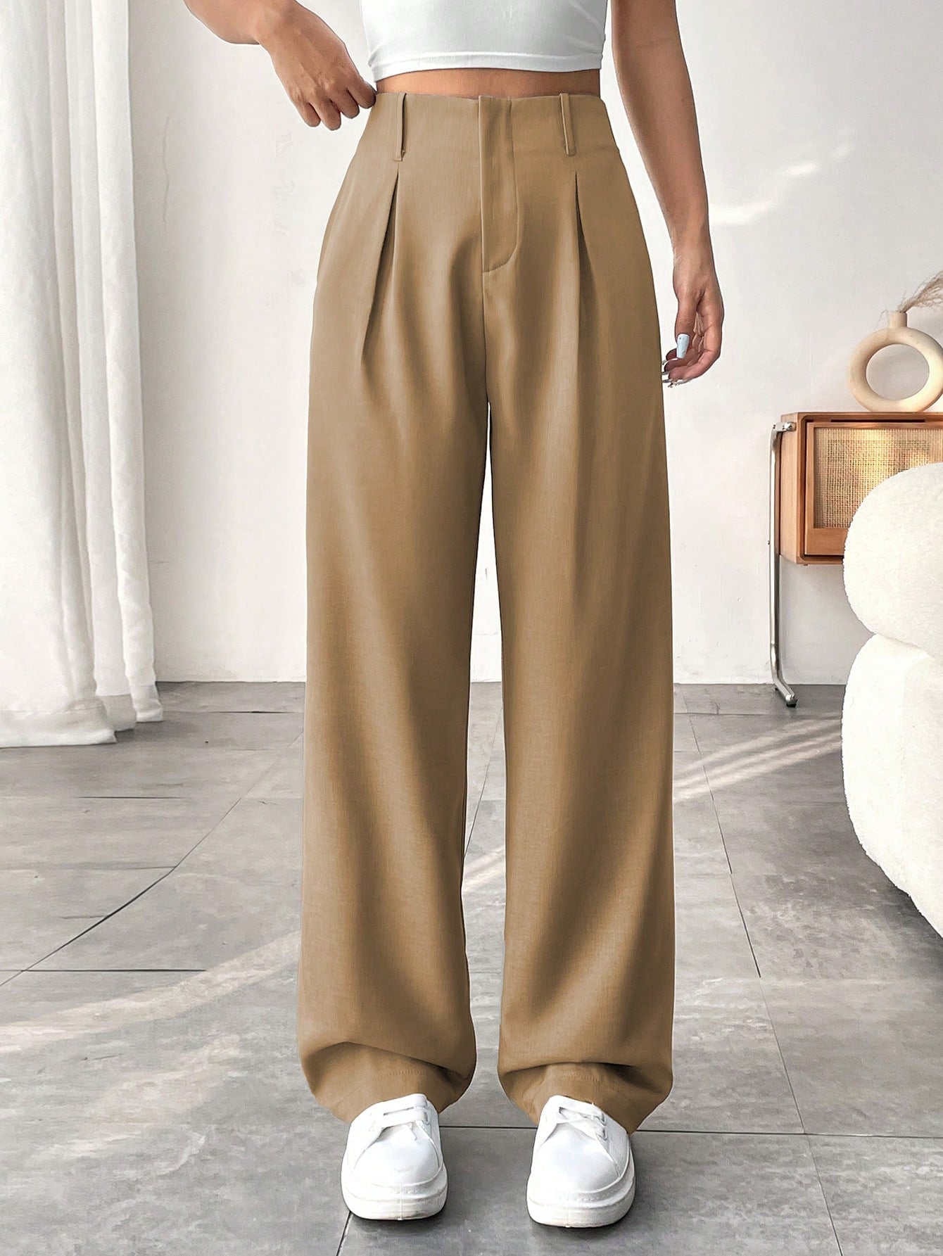 Women's Solid Color Pleated Straight Leg Relaxed Fit Pants