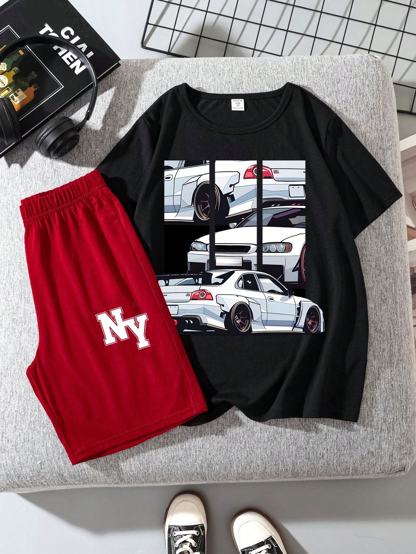 Tween Boy Casual Simple Car Pattern Round Neck Short Sleeve T-Shirt And Letter Print Shorts Suit For Summer