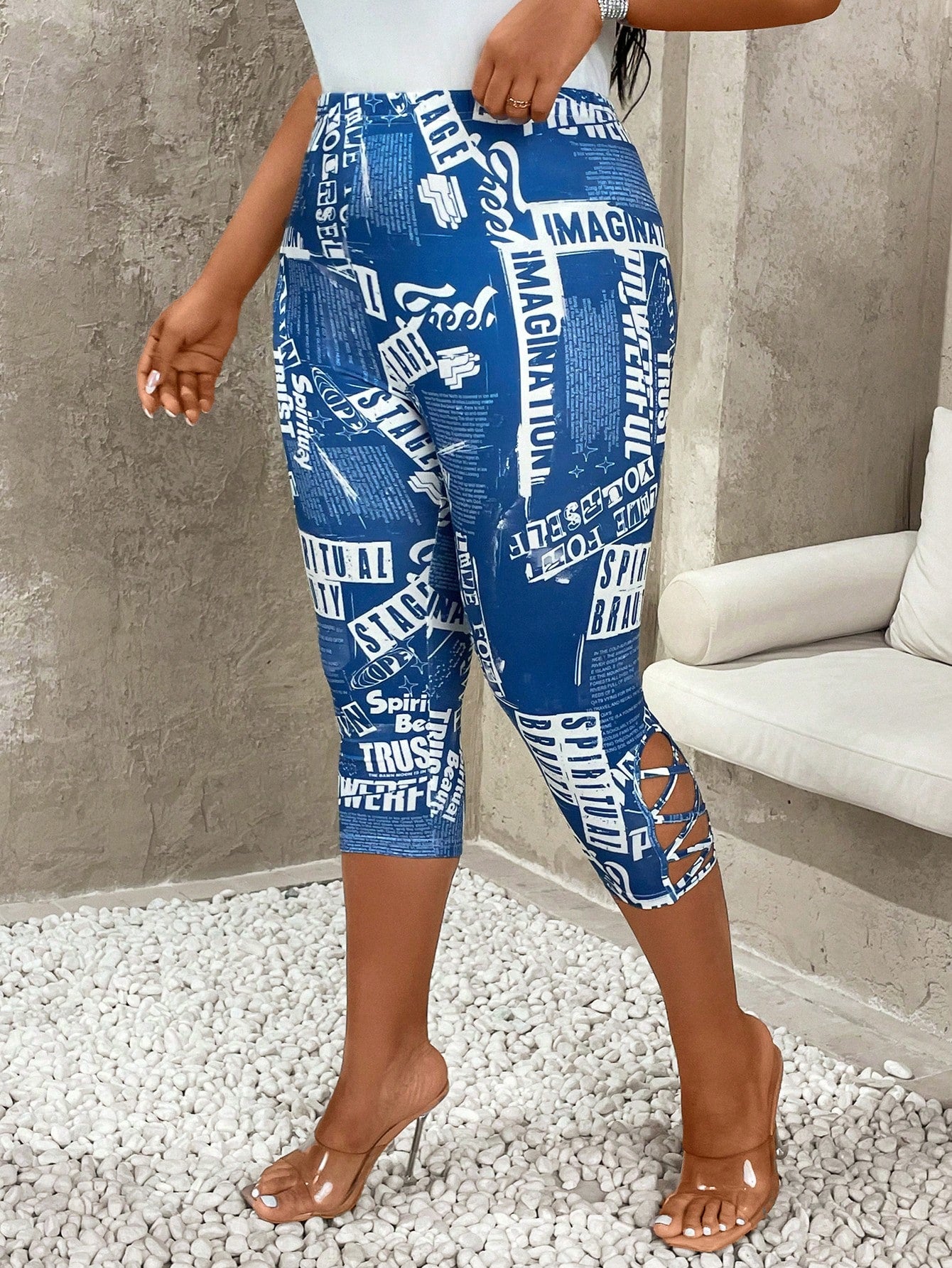 Women's Plus Size Newspaper Print Hollow Out Sports & Casual Leggings