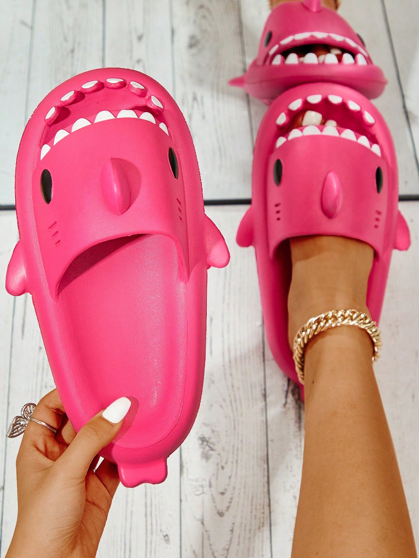 Shark Fun Shaped Open-Toe Thick Sole Slippers, Couple's Slippers With Anti-Skid Soles, Perfect For Beach/Summer Wear