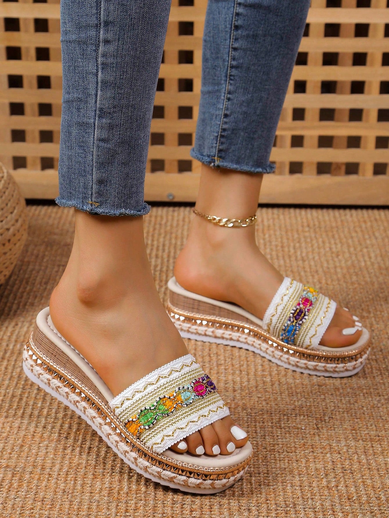 Women Summer Flip Flops, Wedge Heel Sandals With Thick Sole, Latest Outdoors Slipper