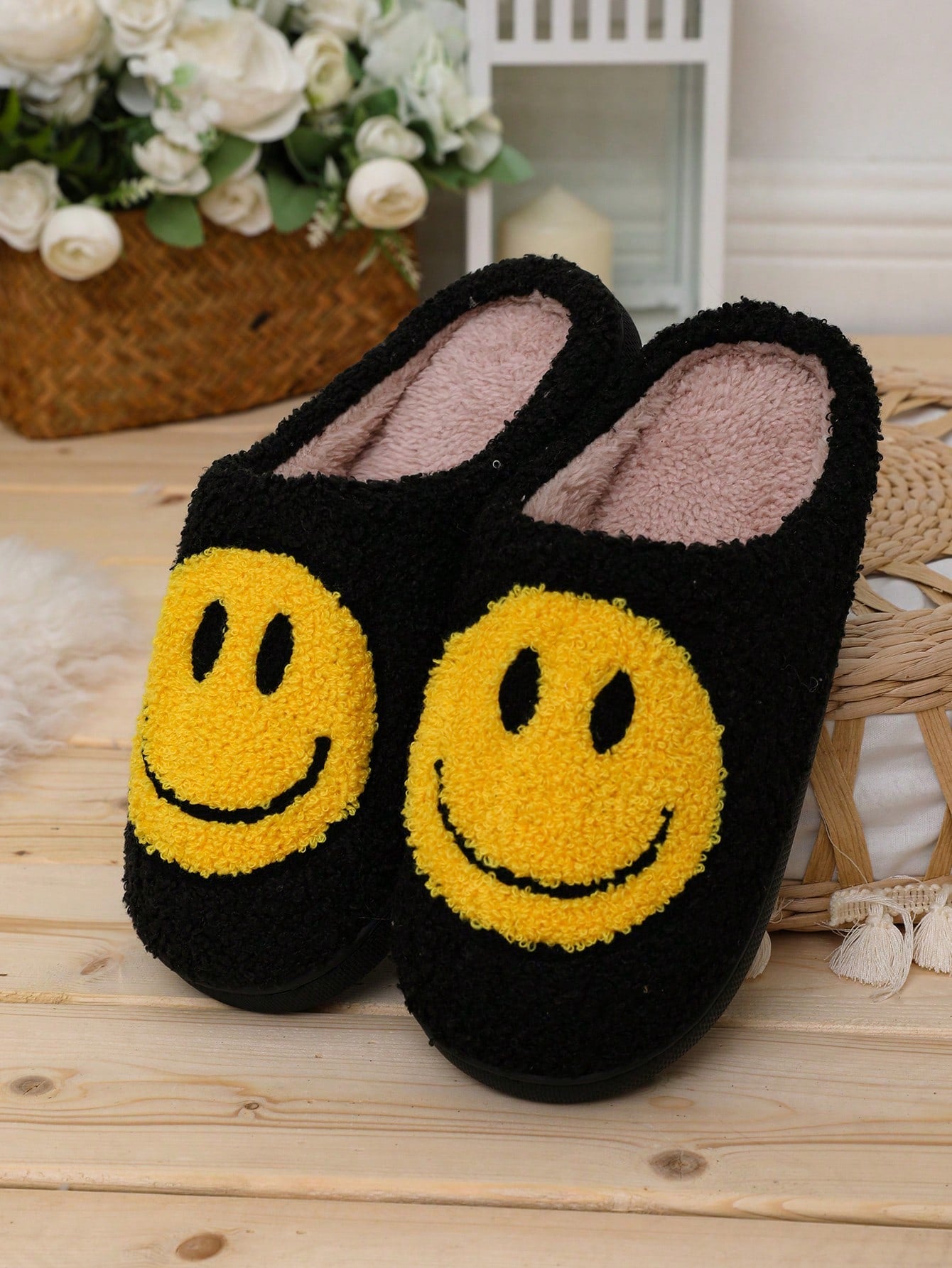 Women's Cute Korean Style Cartoon  Fabric Slippers, Thick-Soled, Wear-Resistant, Warm, Ideal For Home And Couples, Autumn/Winter