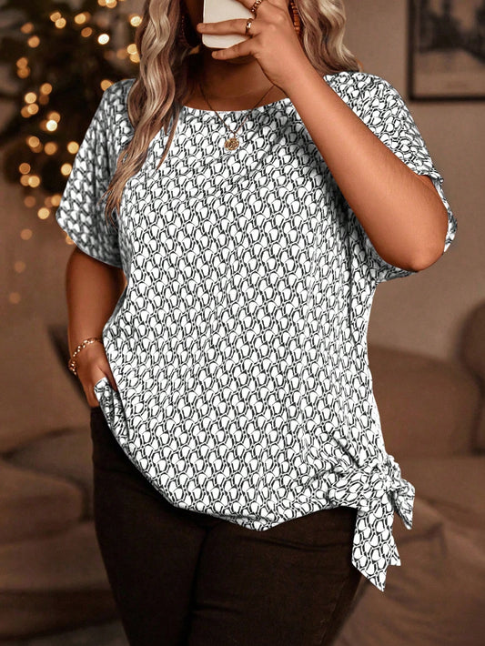 Plus Size Women's Geometric Print Round Neck Short Sleeve Blouse