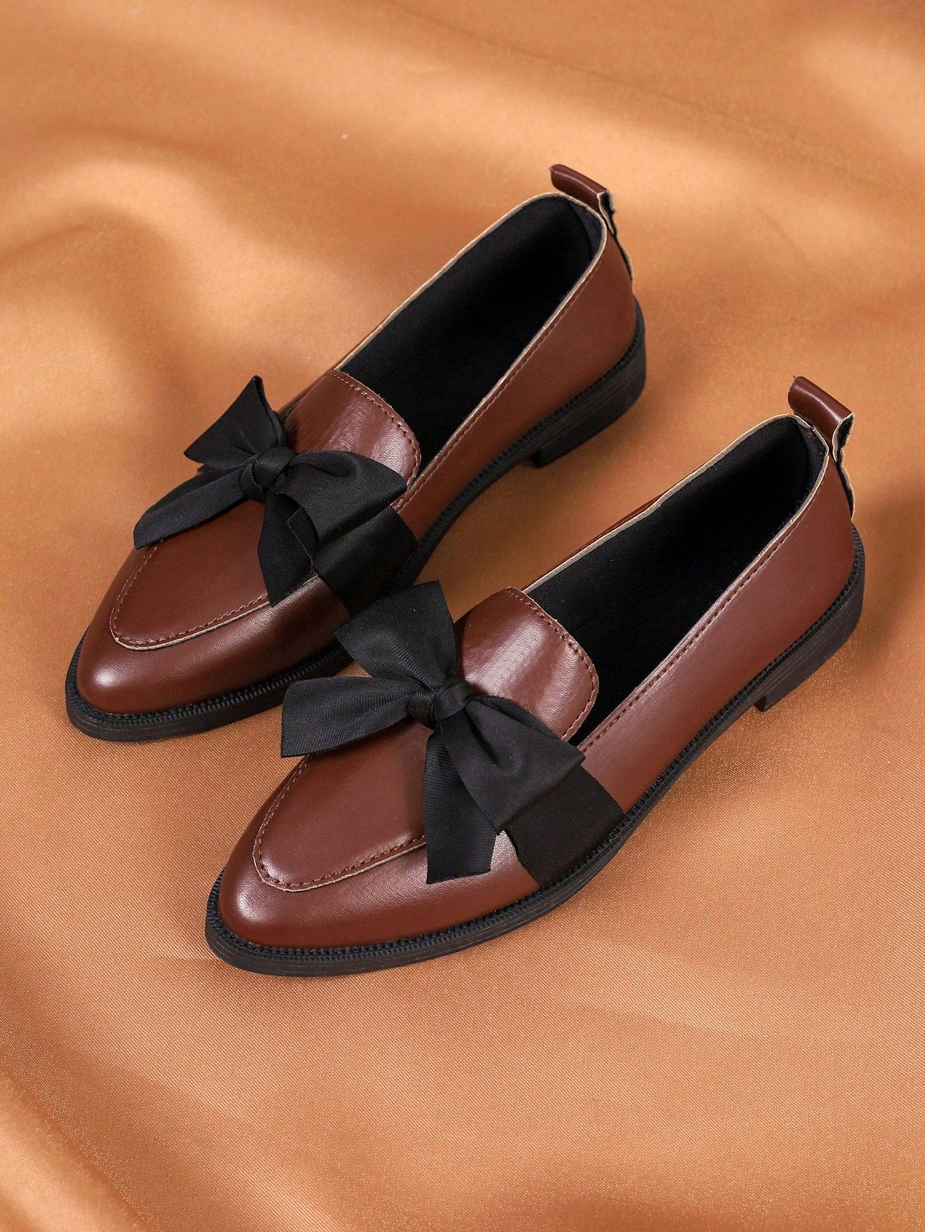 Women's Bow Knot Outdoor Flat Loafers For Daily, Casual, Occupational Wear, Comfortable Pointy Toe Square Heel Shoes