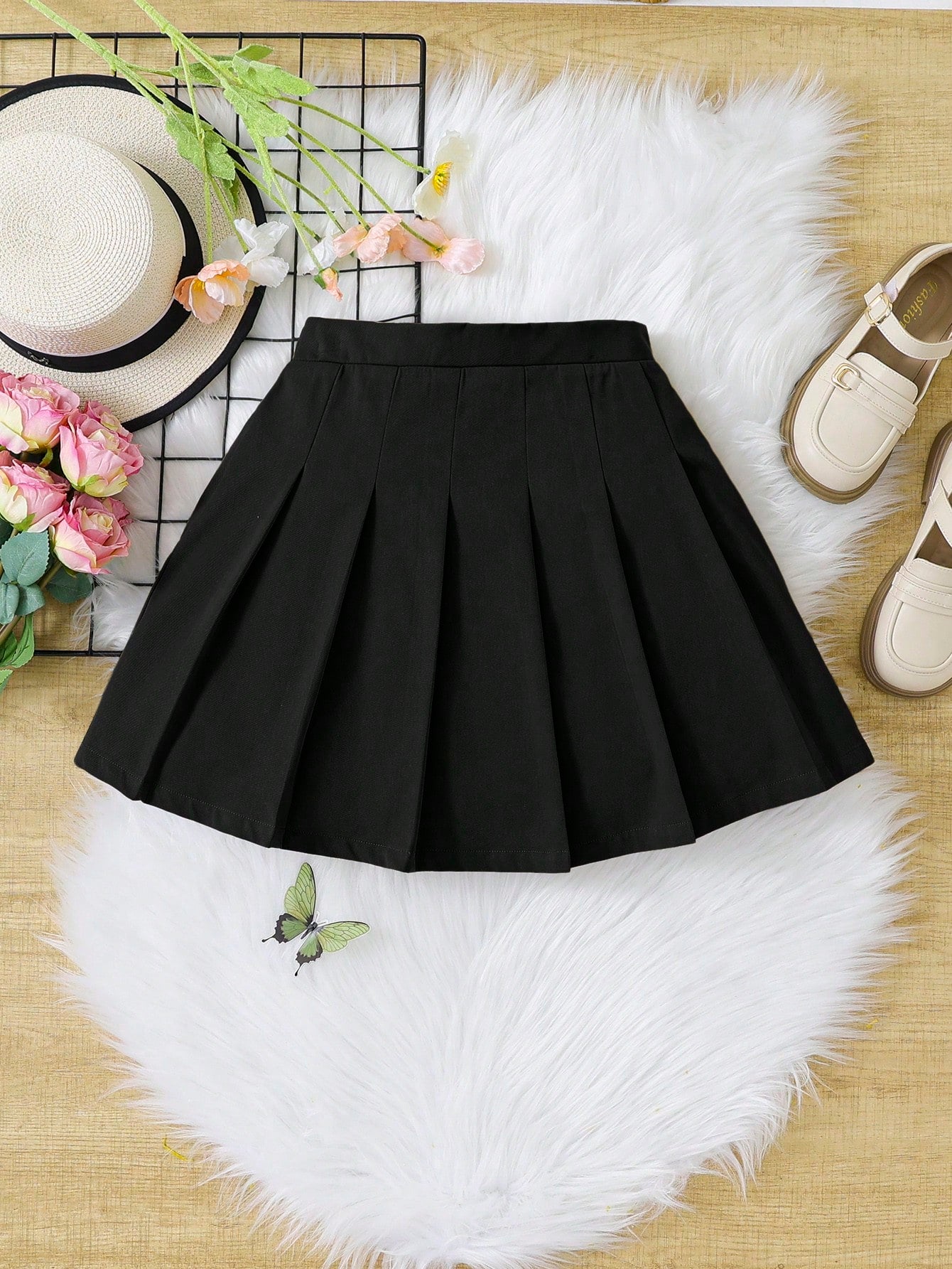 Tween Girl Sweet And Cool Plain Woven Pleated Skirt For Daily Wear