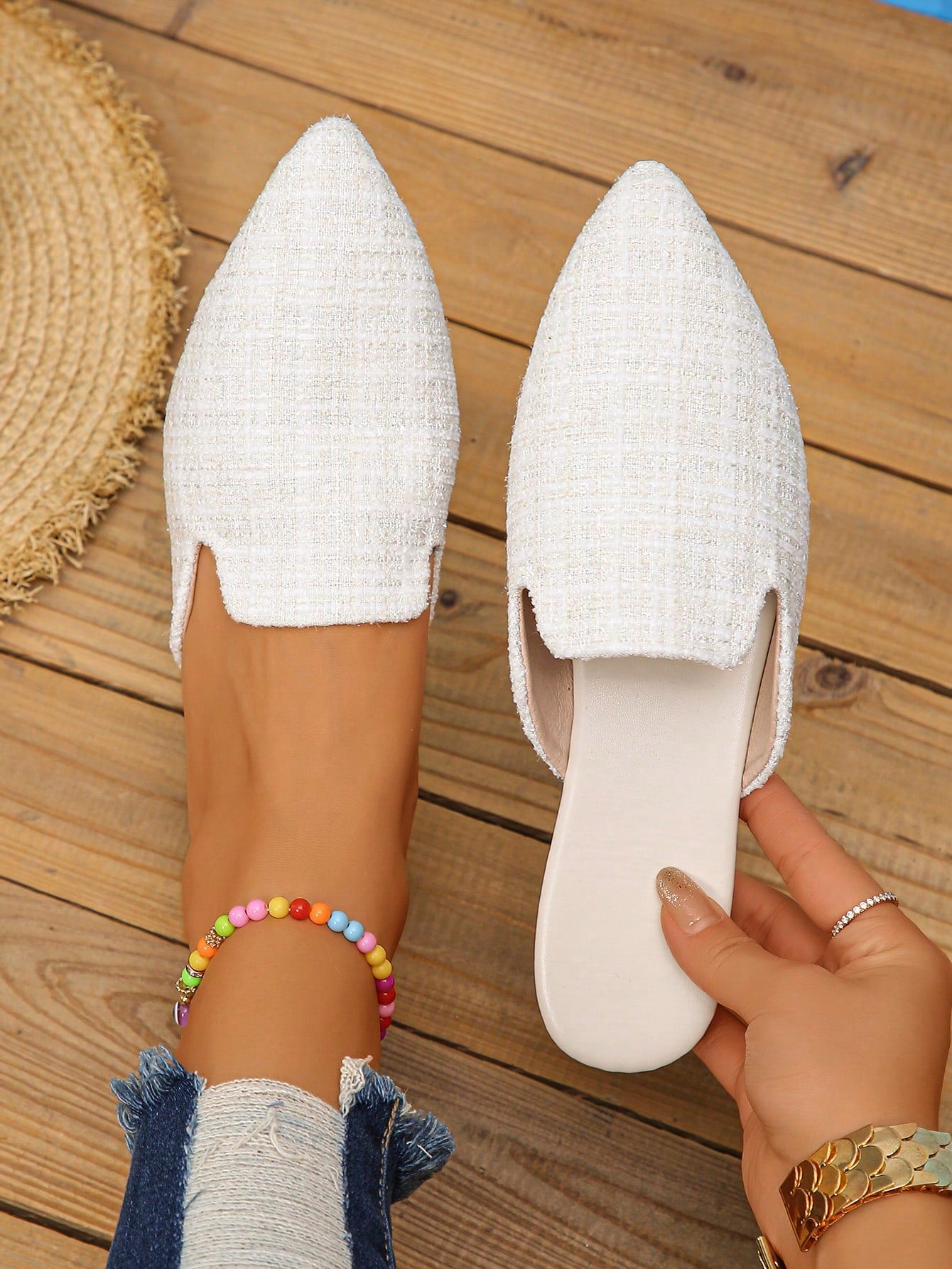 Plus Size 35-45 Spring Summer Fall Fashion Pointed Toe Slip On Casual Fabric Flat Shoes For Women