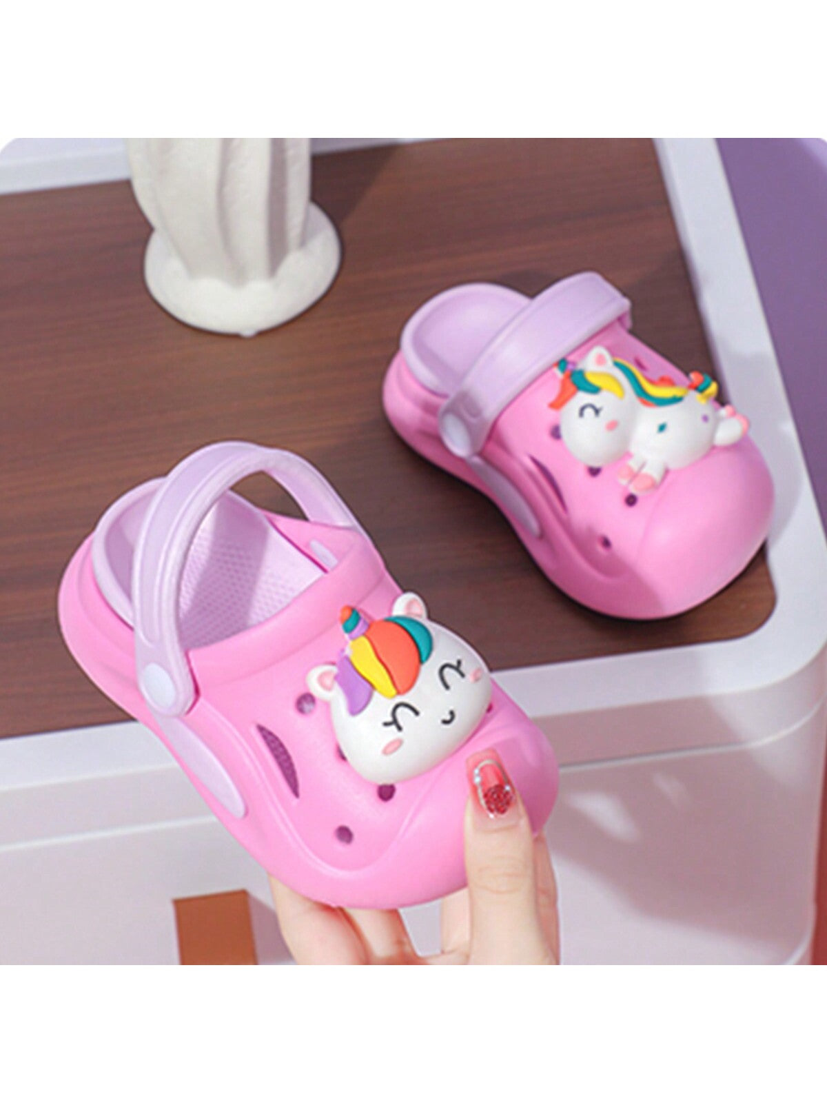 2024 New Summer Children Lucky Unicorn Cartoon Hole Shoes For Boys & Girls, Thick High Elastic Rubber Outsole Anti-Slip Beach Indoor Outdoor Sandals