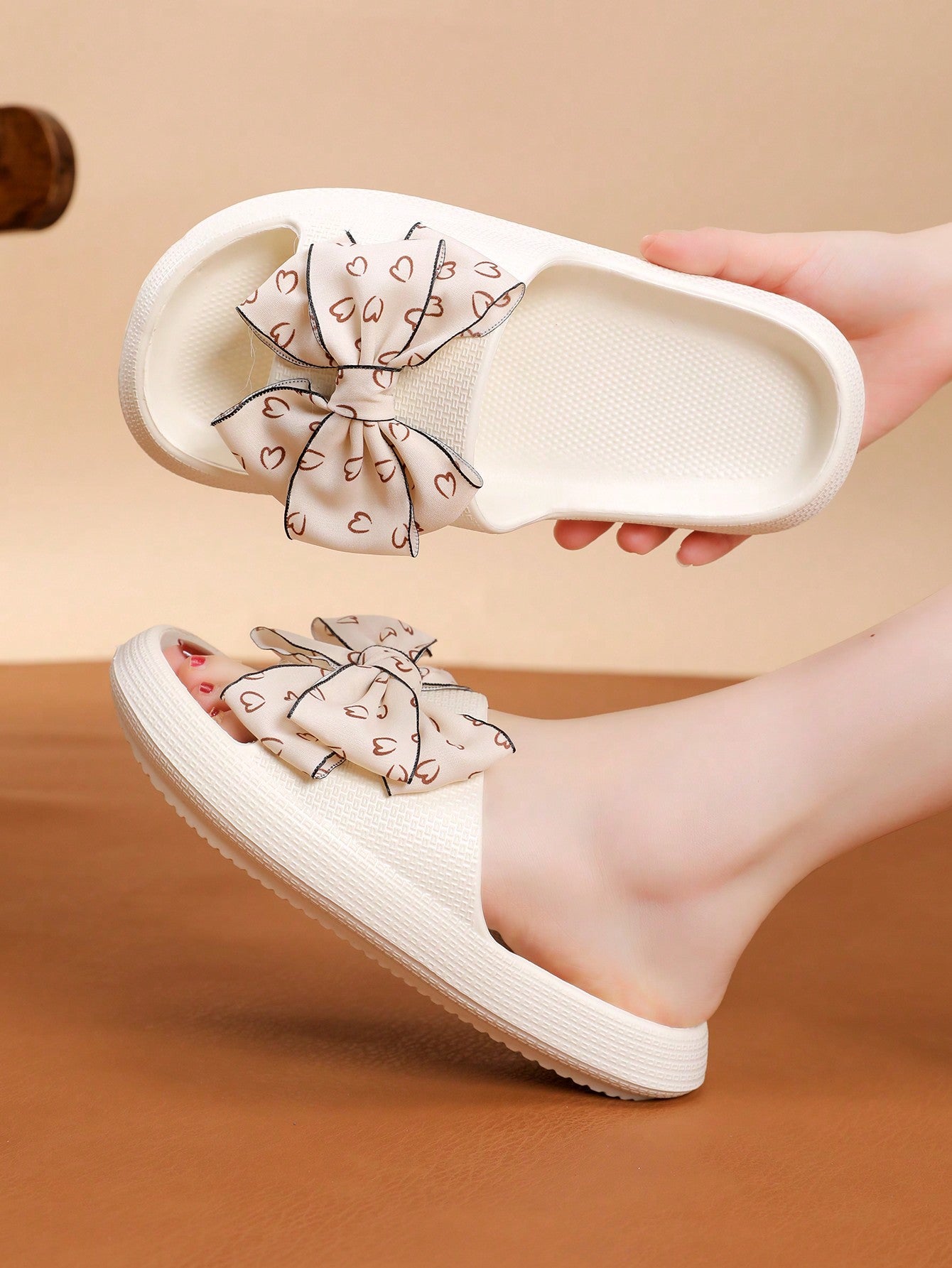 New Arrival 2024 Summer Indoor/Outdoor Thick-Soled Anti-Slip Women's Slippers, Perfect For Home And Bathroom Use