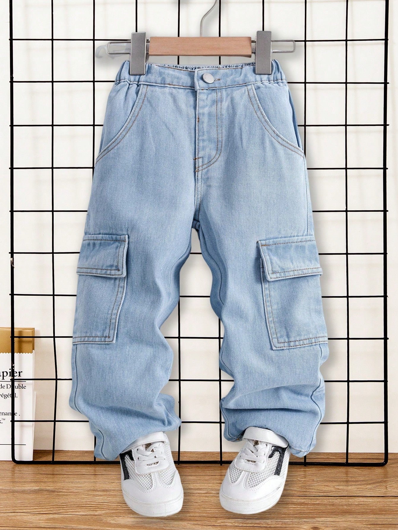 Young Boy Fashion Street Casual Loose Straight Leg Tooling Jeans With Color Block Detail