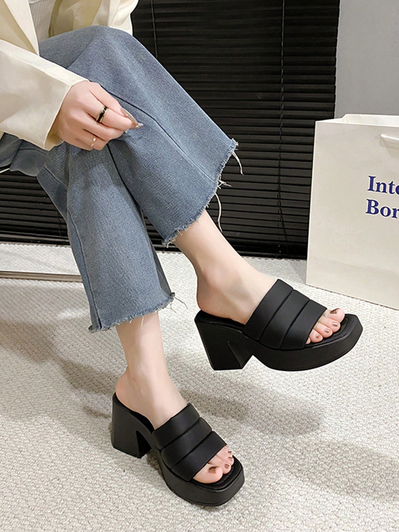 Waterproof Platform Thick Sole Women Summer Slippers Ins Style Outdoor Wearing Open Toe Slides New Chunky Heeled Sandals