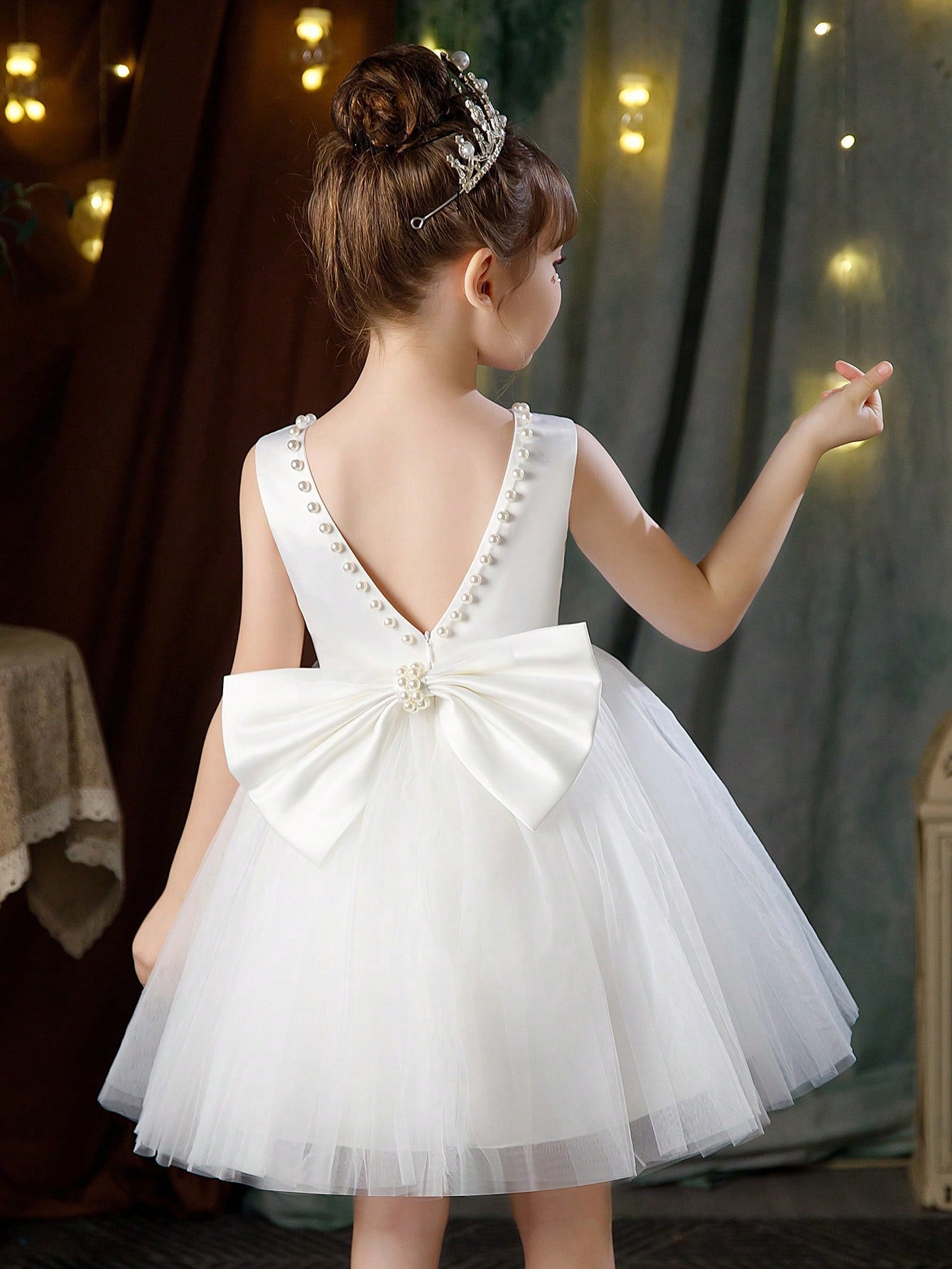 Young Girl Pearl Bowknot Decorated Mesh Patchwork Dress Suitable For Birthday Parties, Dance Parties, Festivals, Daily Wear, Ceremonies, Flower Girls, Weddings And Stage Performances