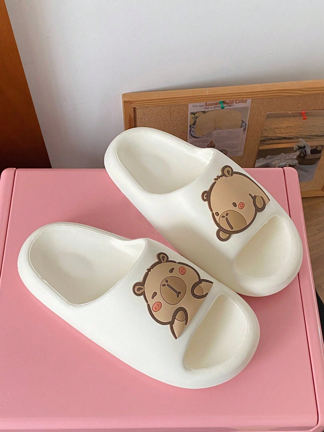 Ladies Cartoon Dog Summer Home Slippers Casual Style Couple Cartoon Hot Dog Bathroom Anti-Slip Yellow Eva Beach Sandals Slippers For Men