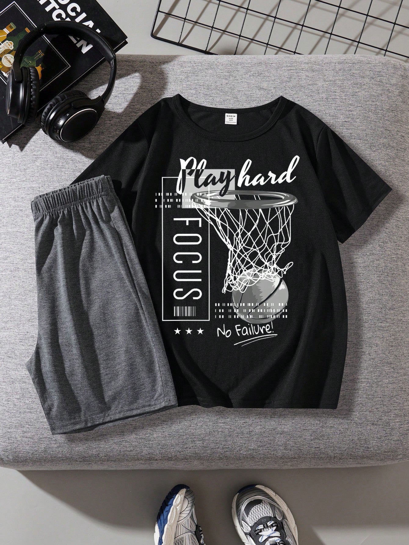 Tween Boy Casual Minimalist Basketball Letter Printed Short Sleeve T-Shirt And Shorts Set For Summer