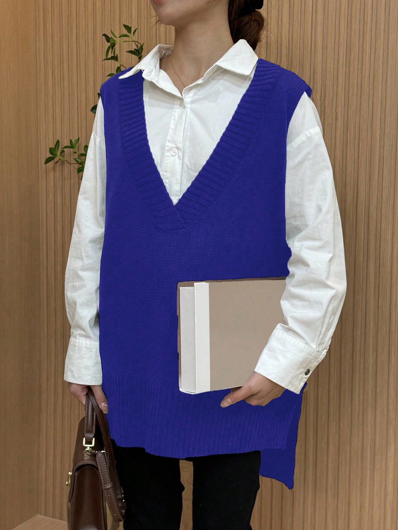 Plus Size Solid Color V-Neck Split Loose Casual Sweater Vest