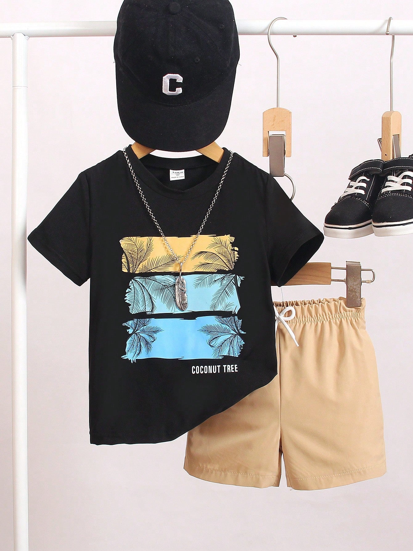 Young Boy Casual Tropical Letter Print Short Sleeve T-Shirt And Shorts Summer Set