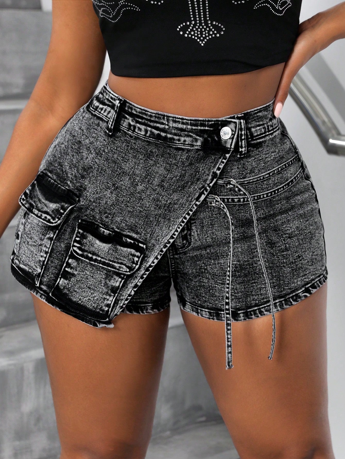 Plus Size Mid-Rise Black And Grey Stretch Denim Shorts With Irregular Hem