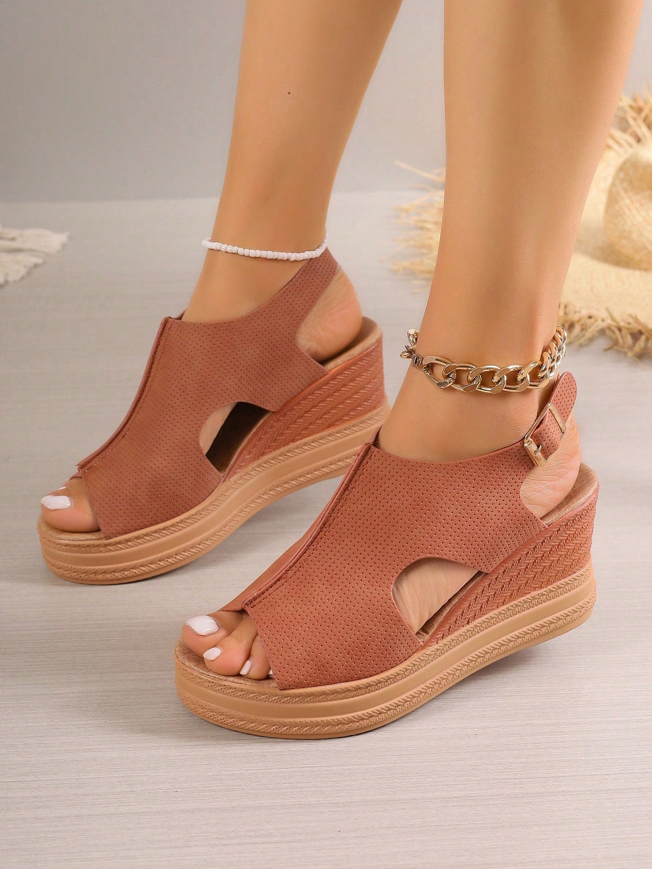 Women's Plus Size Wedge Sandals, European And American Style, Platform, One-Strap Buckle, Open Toe, Roman Style