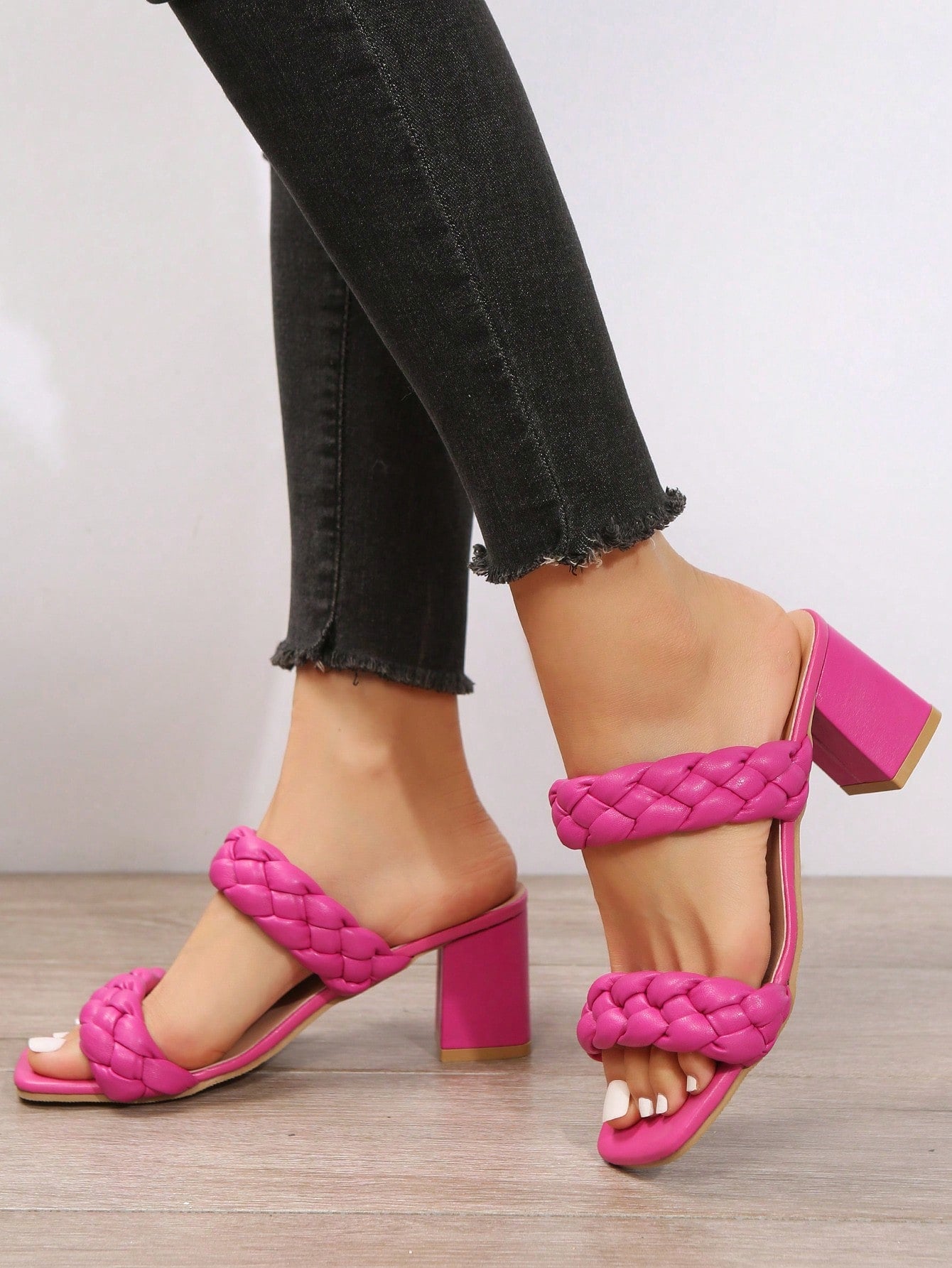 New Fashion Square-Toe High Heel Woven Chunky Heel Sandals, Versatile Style