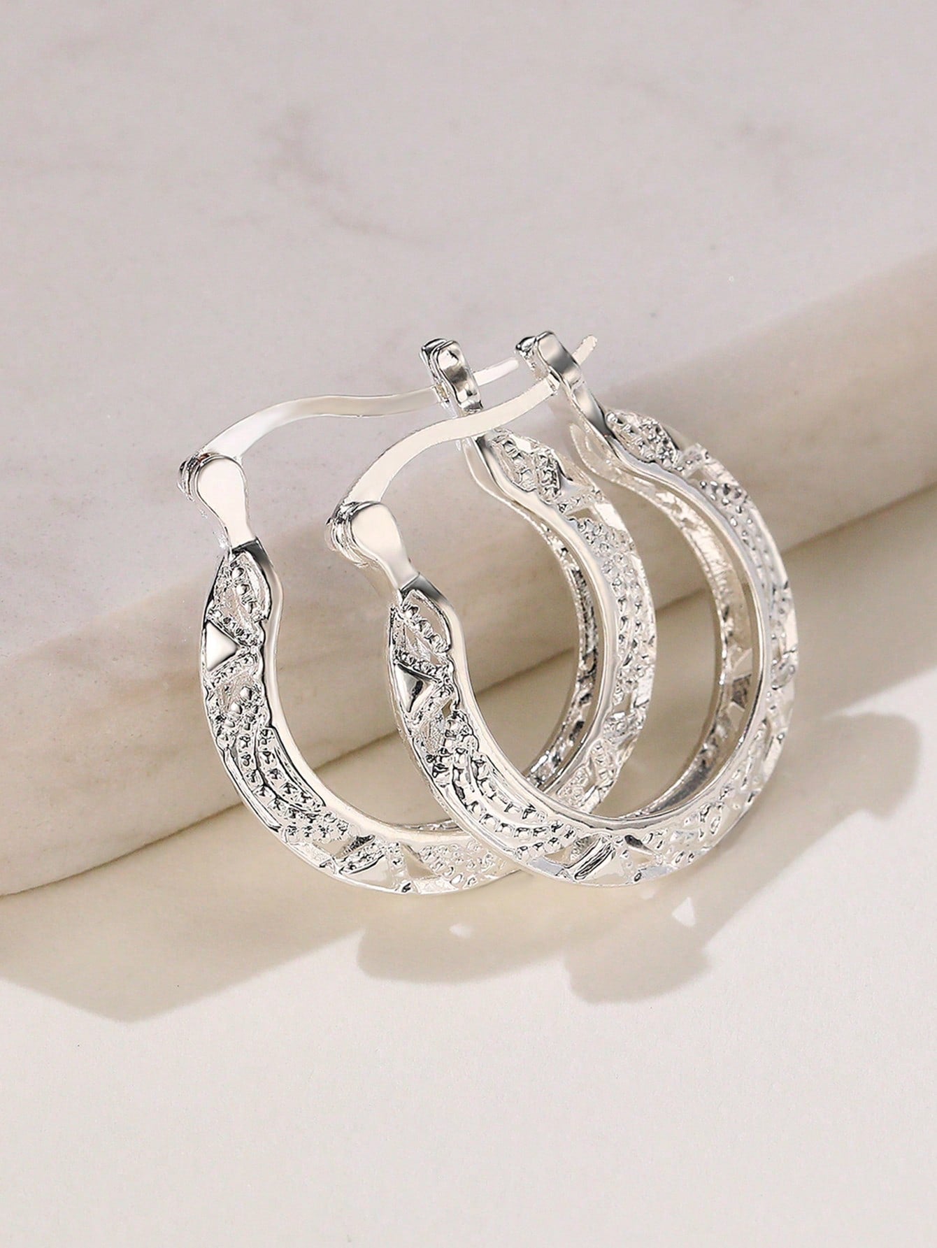 1 Pair Girls Fashion Hoop Earrings For Daily Decoration For Party Jewelry Birthday Gift