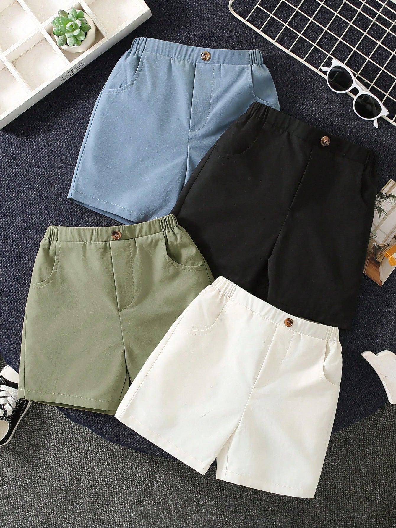 4pcs Young Boy's Korean Style Casual Button & Pocket Design Shorts, Loose Fit And Comfortable, Suitable , Vacation, Gathering, School, Home, Spring And Summer