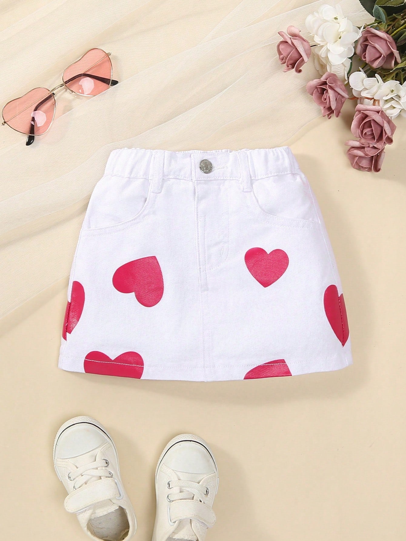 Young Girl Y2K Street-Style Sweet & Cool Heart-Shaped Print Elastic Waist Denim Mini Skirt